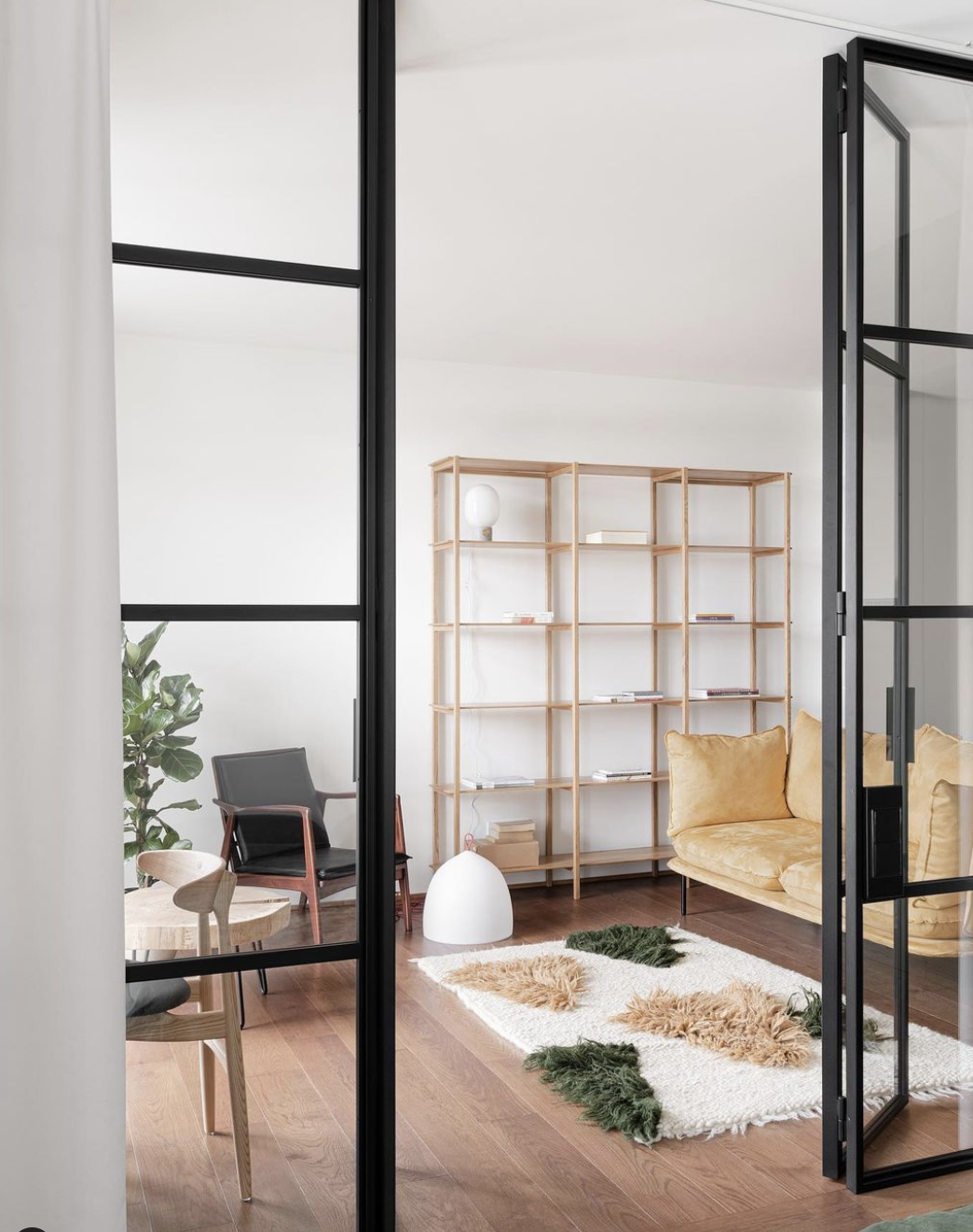 Handwoven Rug "Forest". Natural Sheep Wool