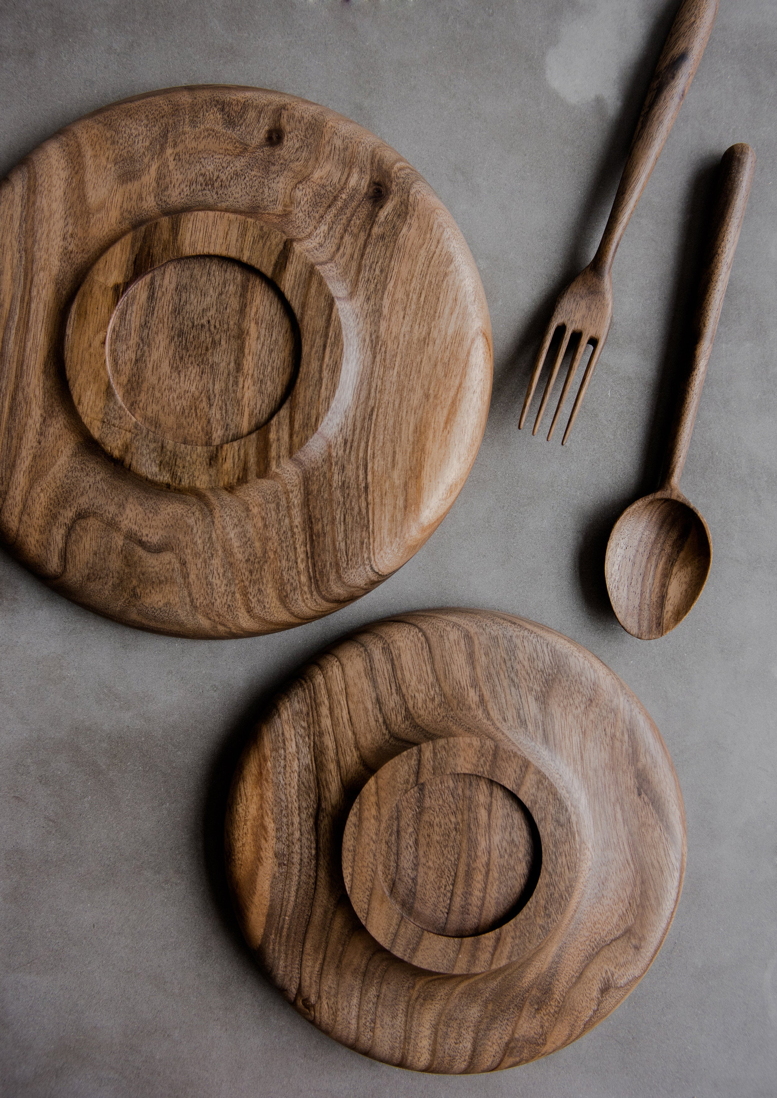 HandCarved Walnut Wooden Plate