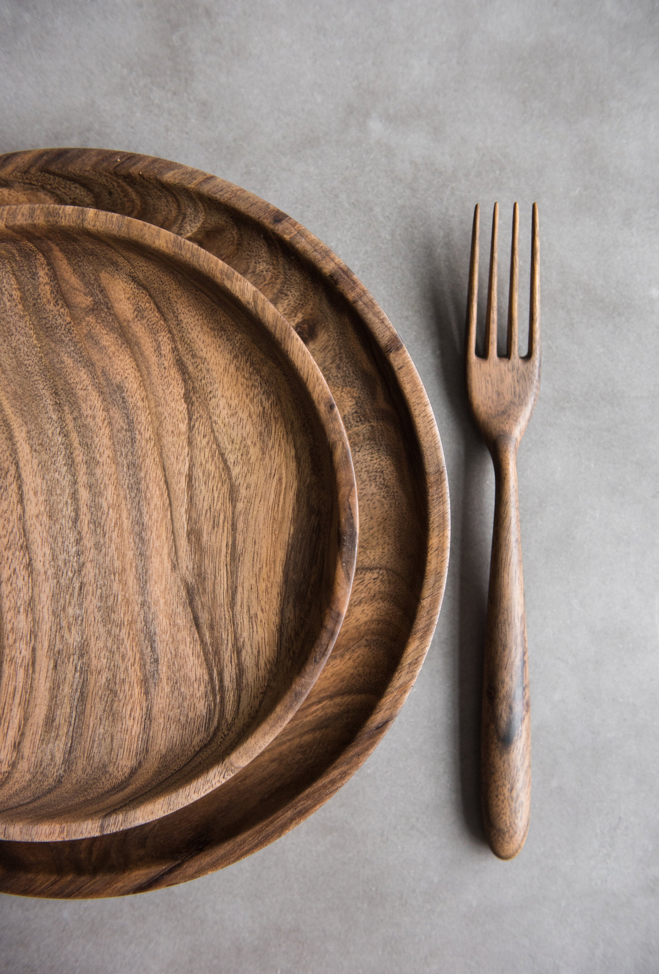 HandCarved Walnut Wooden Plate