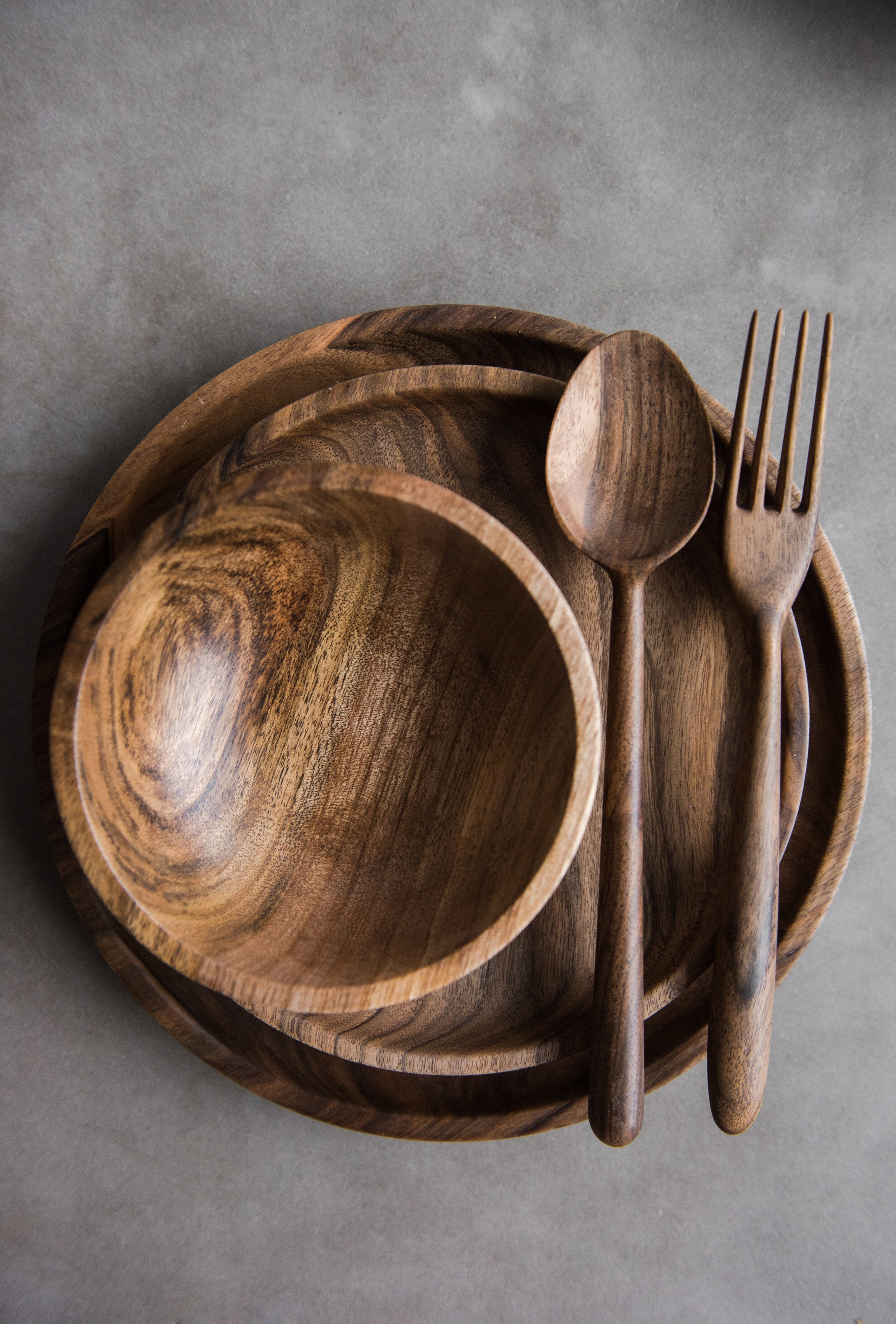 HandCarved Walnut Wooden Plate