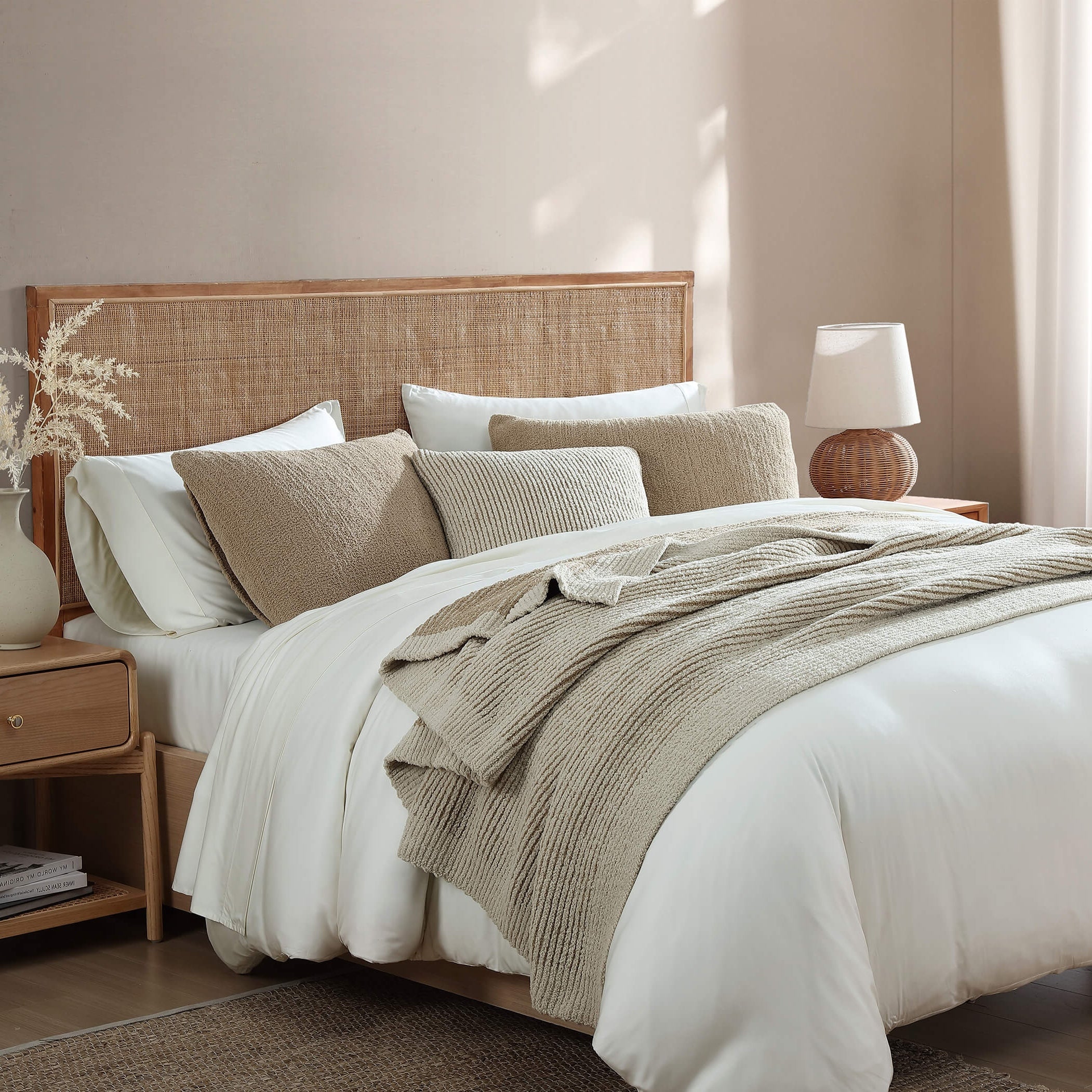 Two-Tone Ribbed Throw Pillow