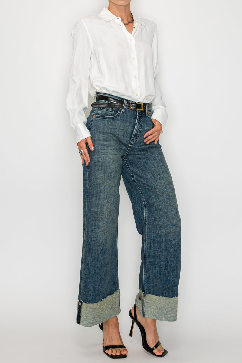 TUMMY CONTROL HIGH RISE CUFFED A WIDE LEG JEANS