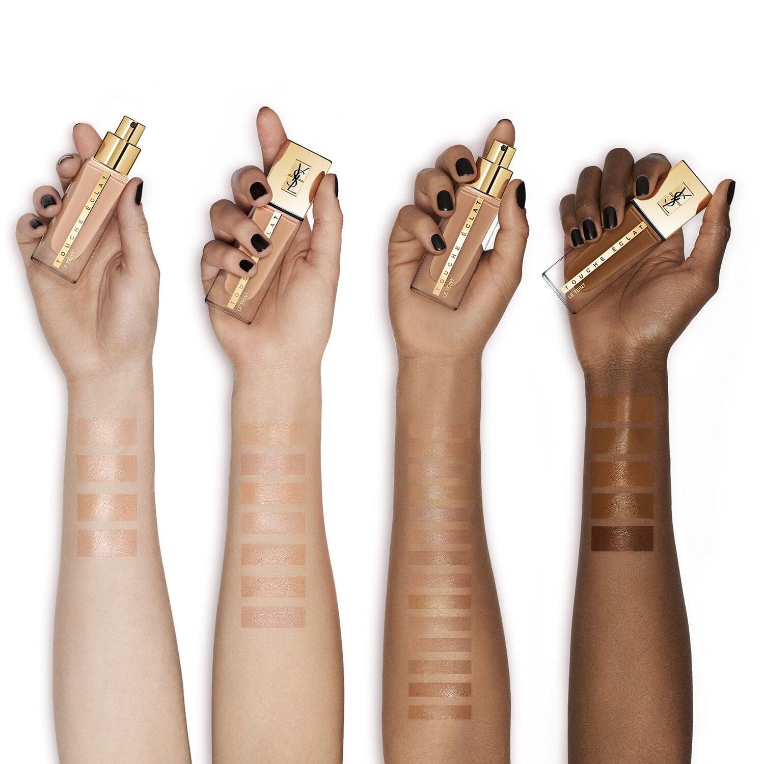 Yves Saint Laurent Touche Éclat Le Teint Foundation -B10