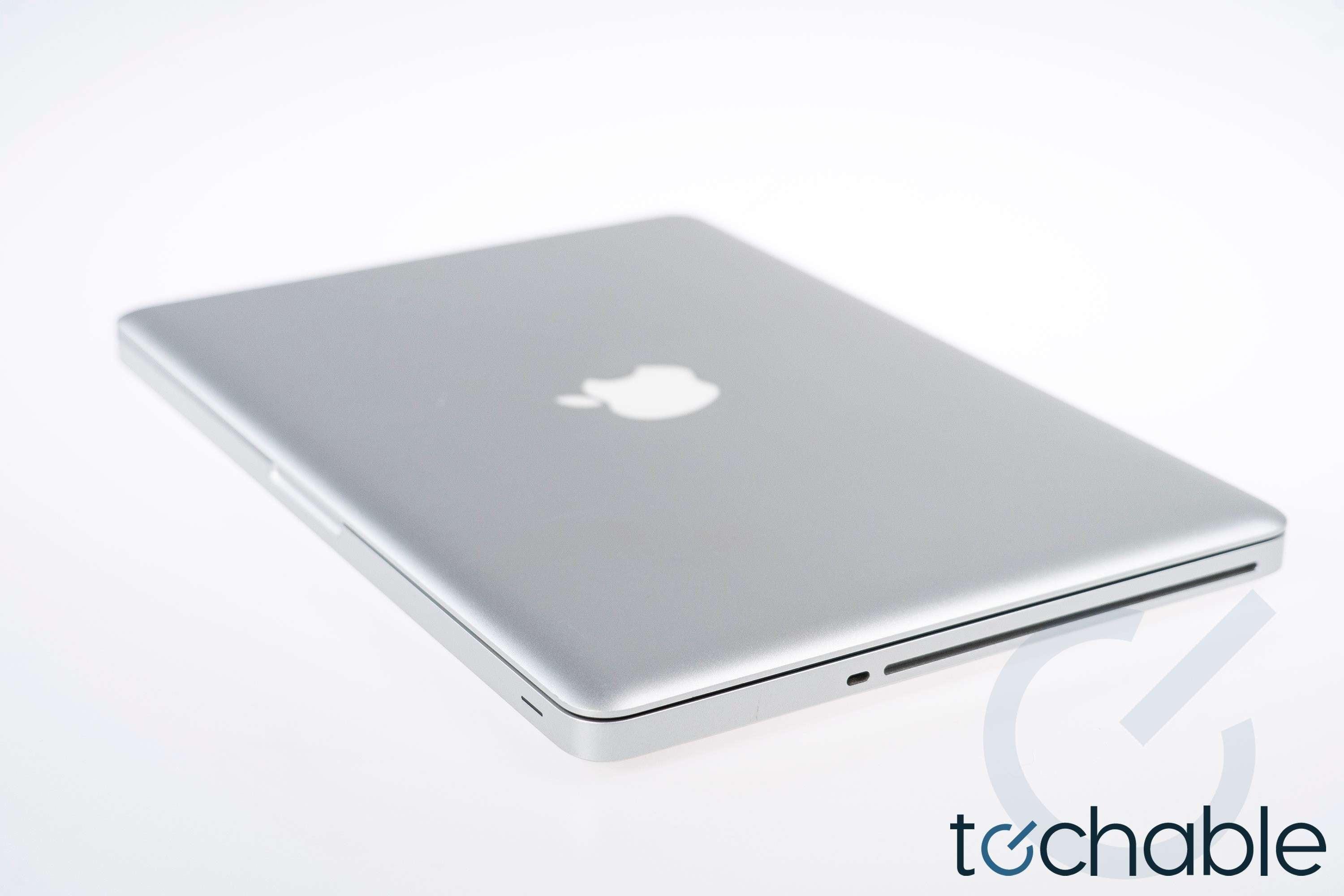 Apple Macbook Pro 13" 2.4GHz Core 2 Duo (Customize IT)
