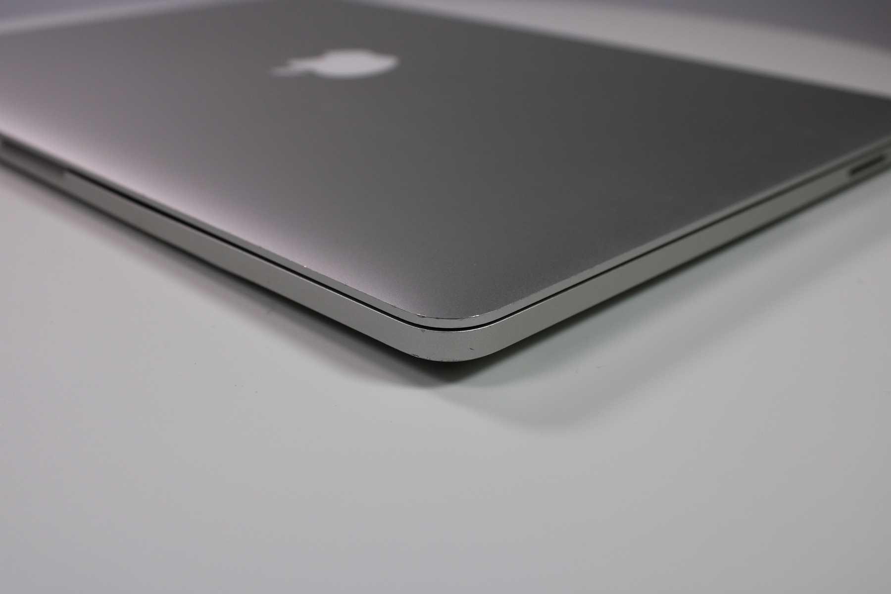 Apple MacBook Pro 15-inch 2013 2.8GHz Core i7 16GB RAM Dual GPU (Wear & Tear Special)