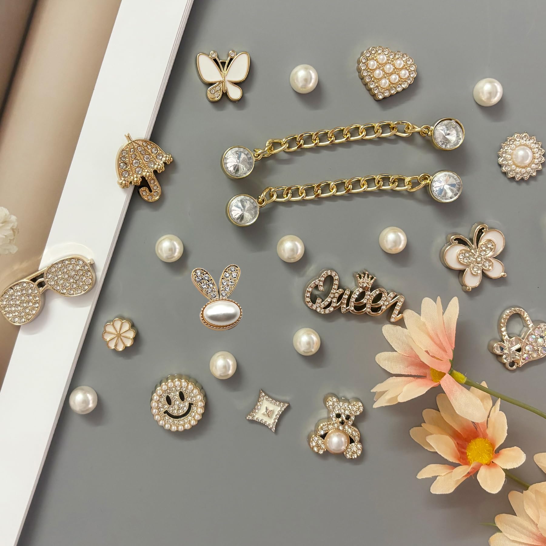 Bling Shoe Charms for Women, Sparkle Rhinestones Shoe Decoration Charms, Girly Shoe Chains for Clog Sandals, DIY Shoe Accessories for Party Favor