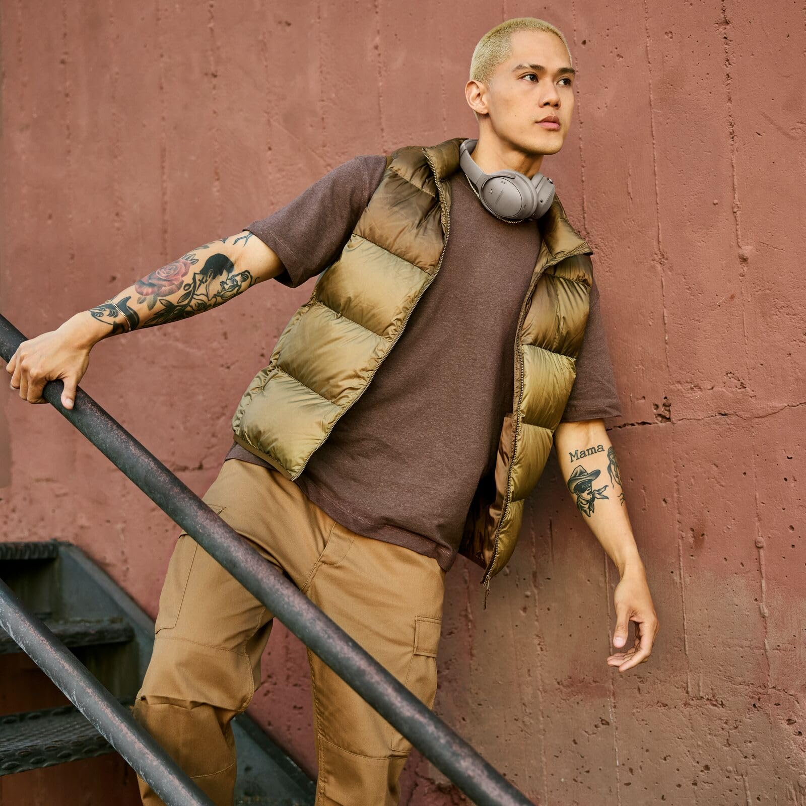 Bose QuietComfort Bluetooth Headphones, Wireless Headphones with Active Over Ear Noise Cancelling and Mic, Deep Bass, Up to 24 Hours of Playtime, Blue Dusk - Limited Edition Color