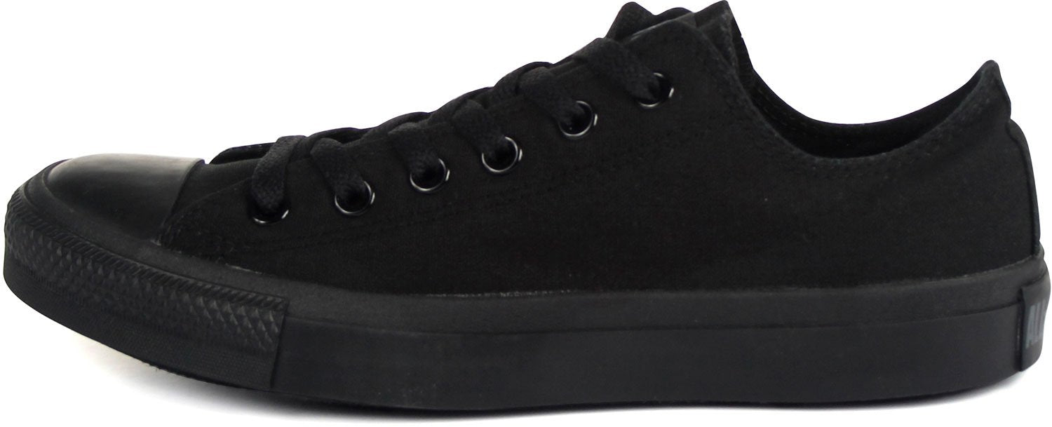 Converse Women's Chuck Taylor Classic Sneaker