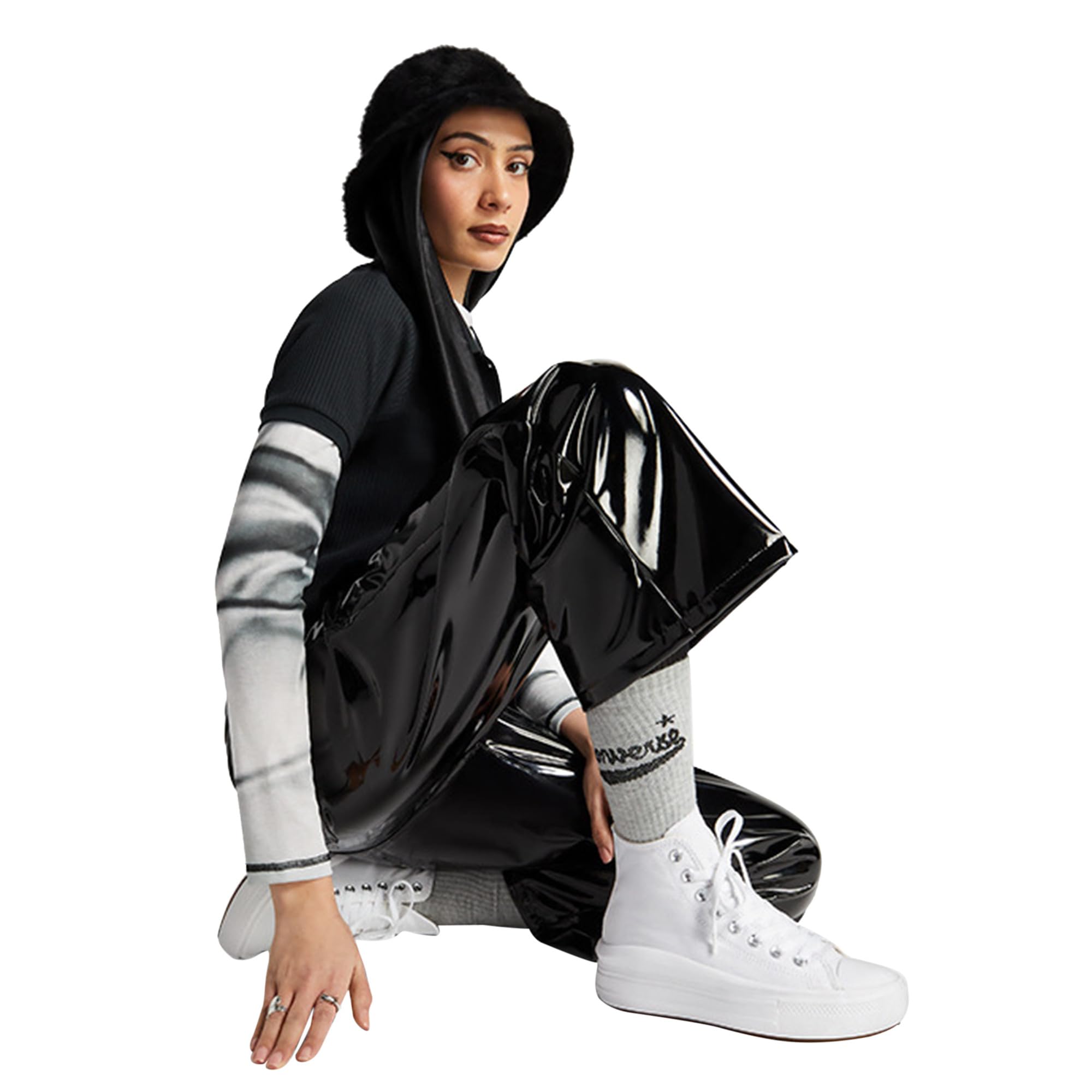 Converse Women's Skate Walking Shoe