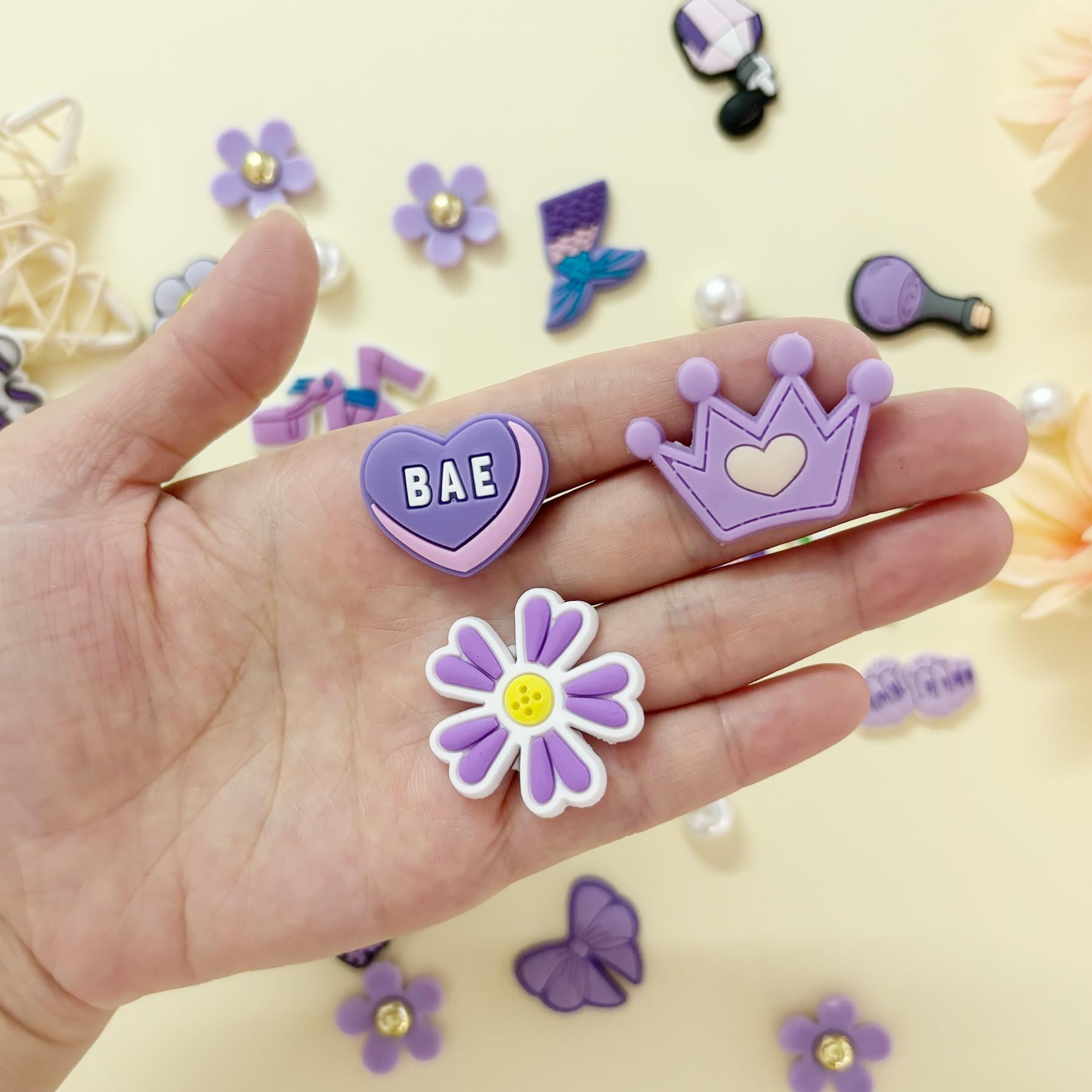 Cute Flower Shoe Charms for Girls, 34Pcs Pink Hippie PVC Shoe Decoration Charms for Clog Sandals, DIY Pearl Accessories for Party Favor