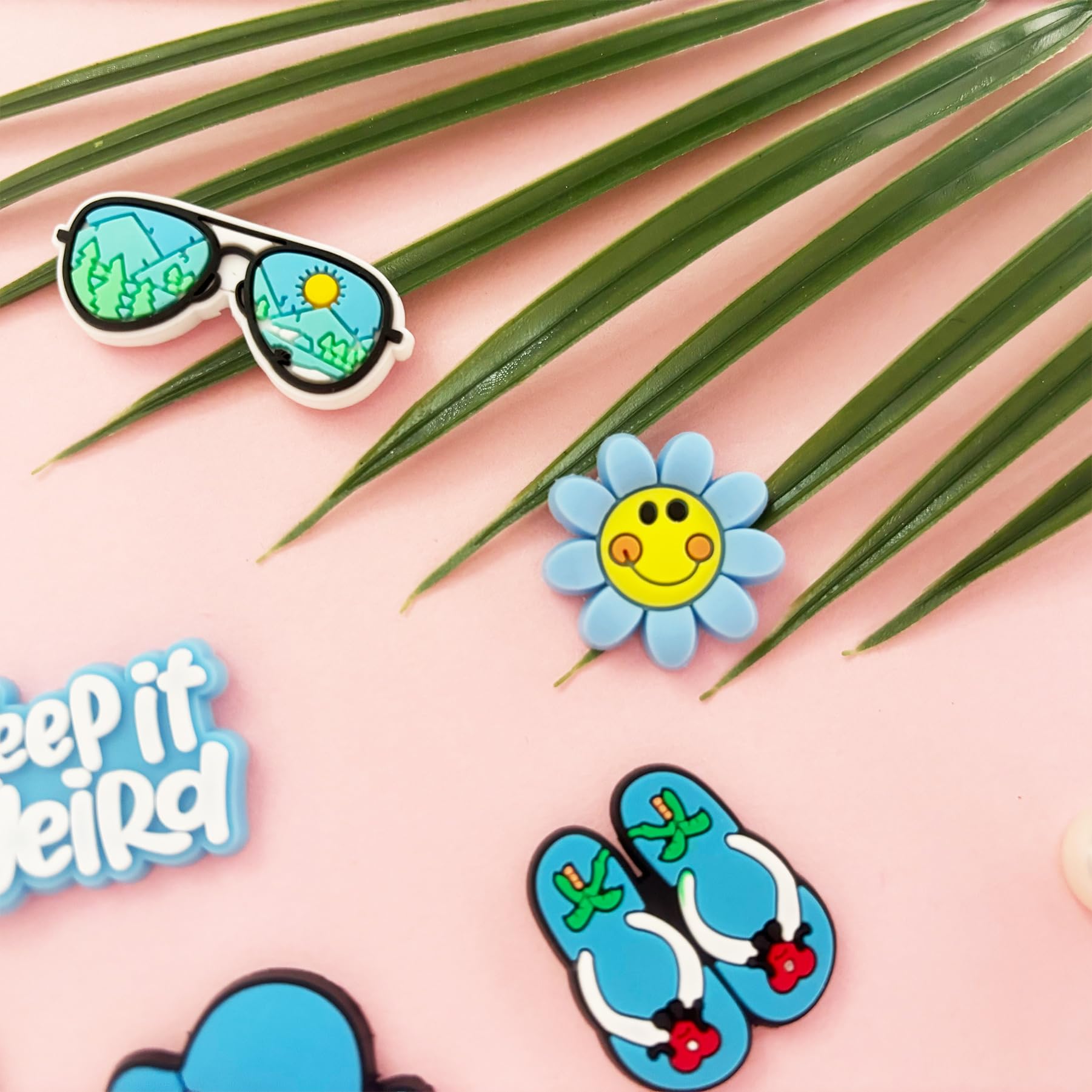 Cute Flower Shoe Charms for Girls, 34Pcs Pink Hippie PVC Shoe Decoration Charms for Clog Sandals, DIY Pearl Accessories for Party Favor