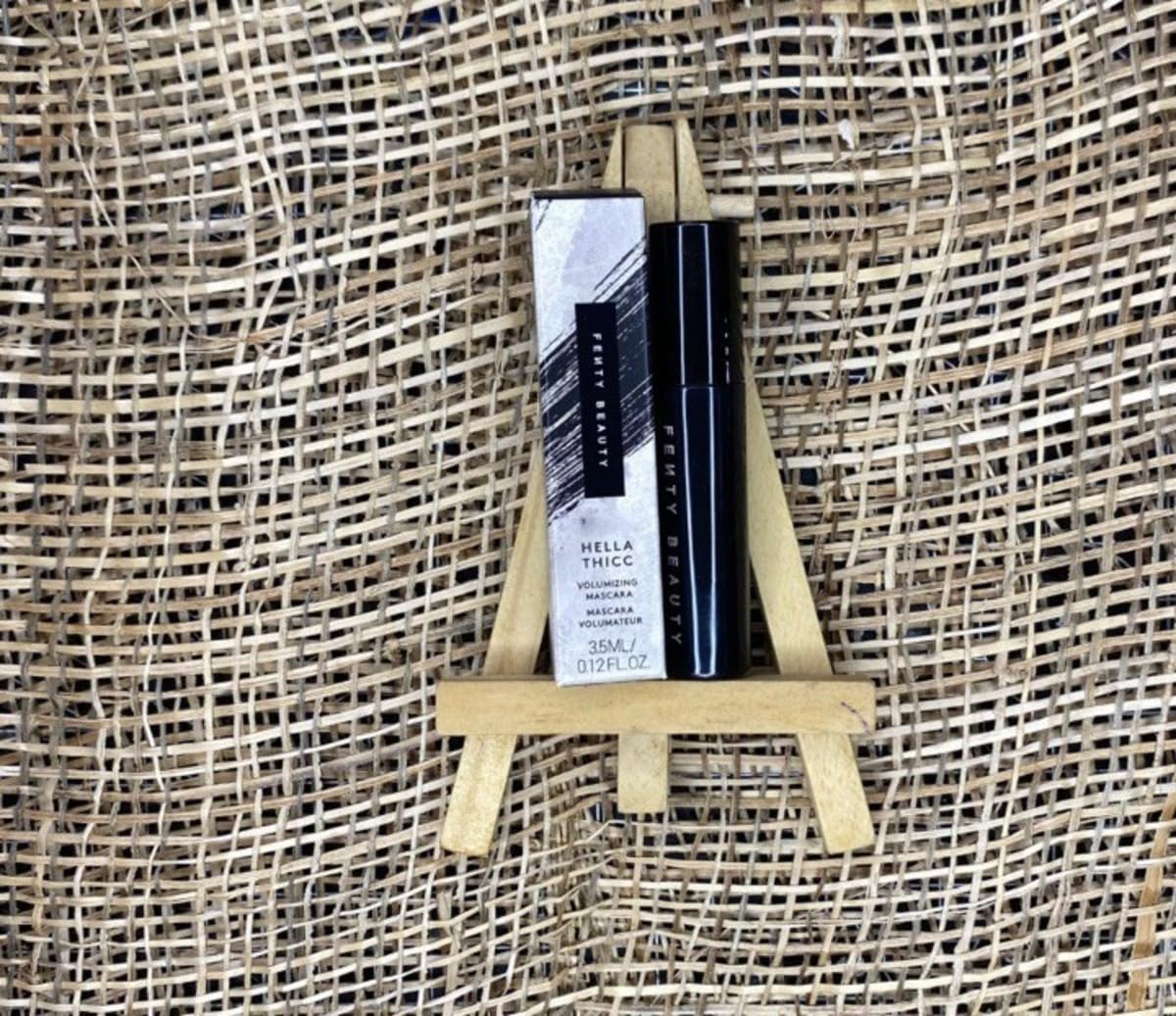 Deluxe Hella Thicc Volumizing Mascara Travel Size 3.5ML