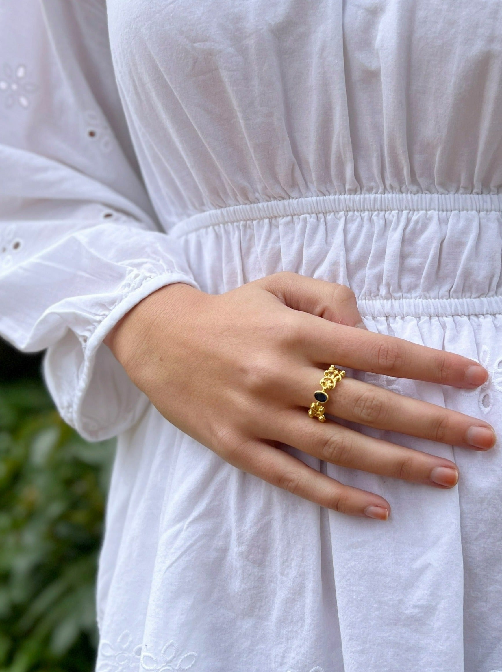 Courtiers Sapphire Ring