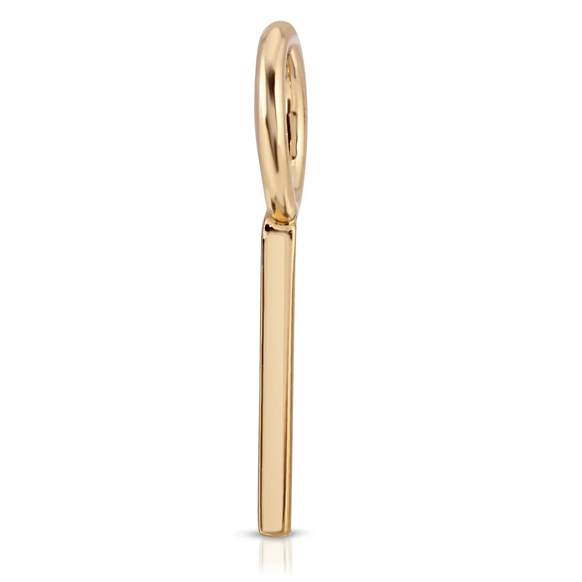 Gold pendant with loop from the Essential Letters collection on a sleek chain