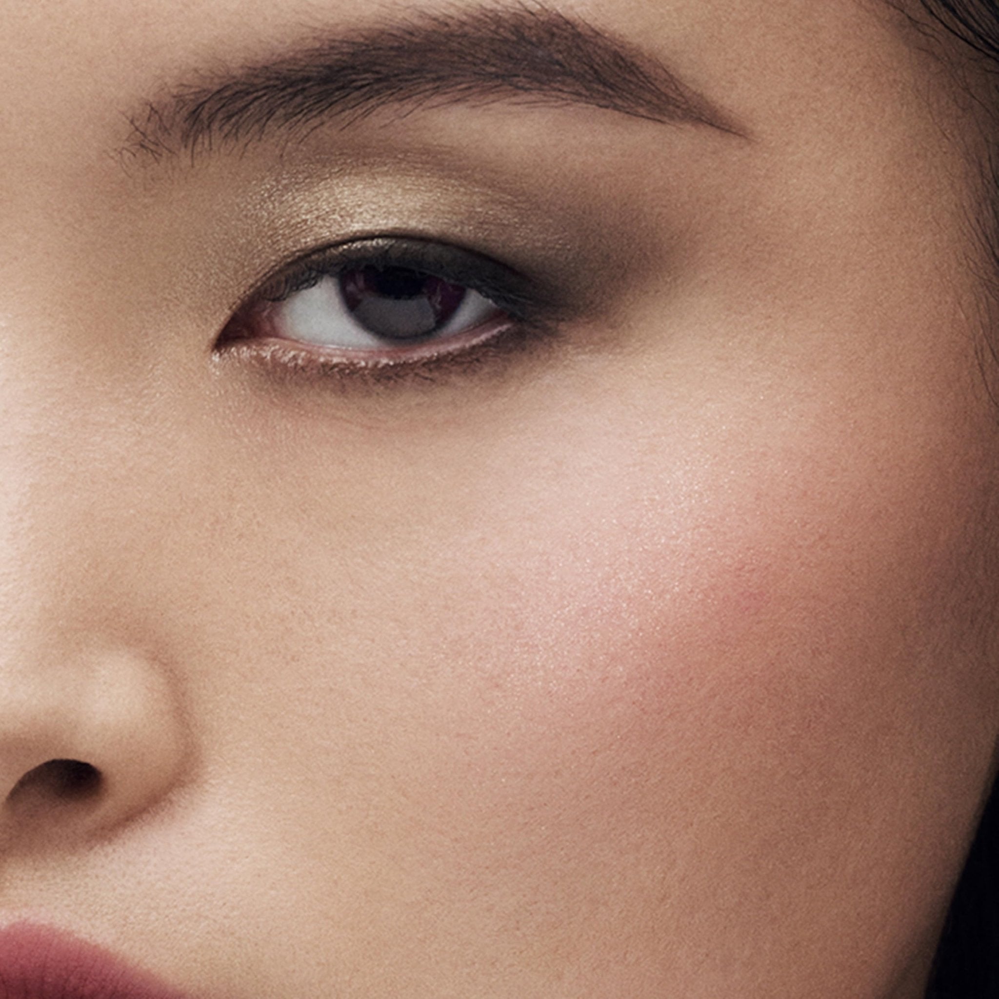 Estée Lauder The Sculpting Powder Blush with Buildable Color | Long Lasting, Contouring & Plumping, 0.25 Ounce