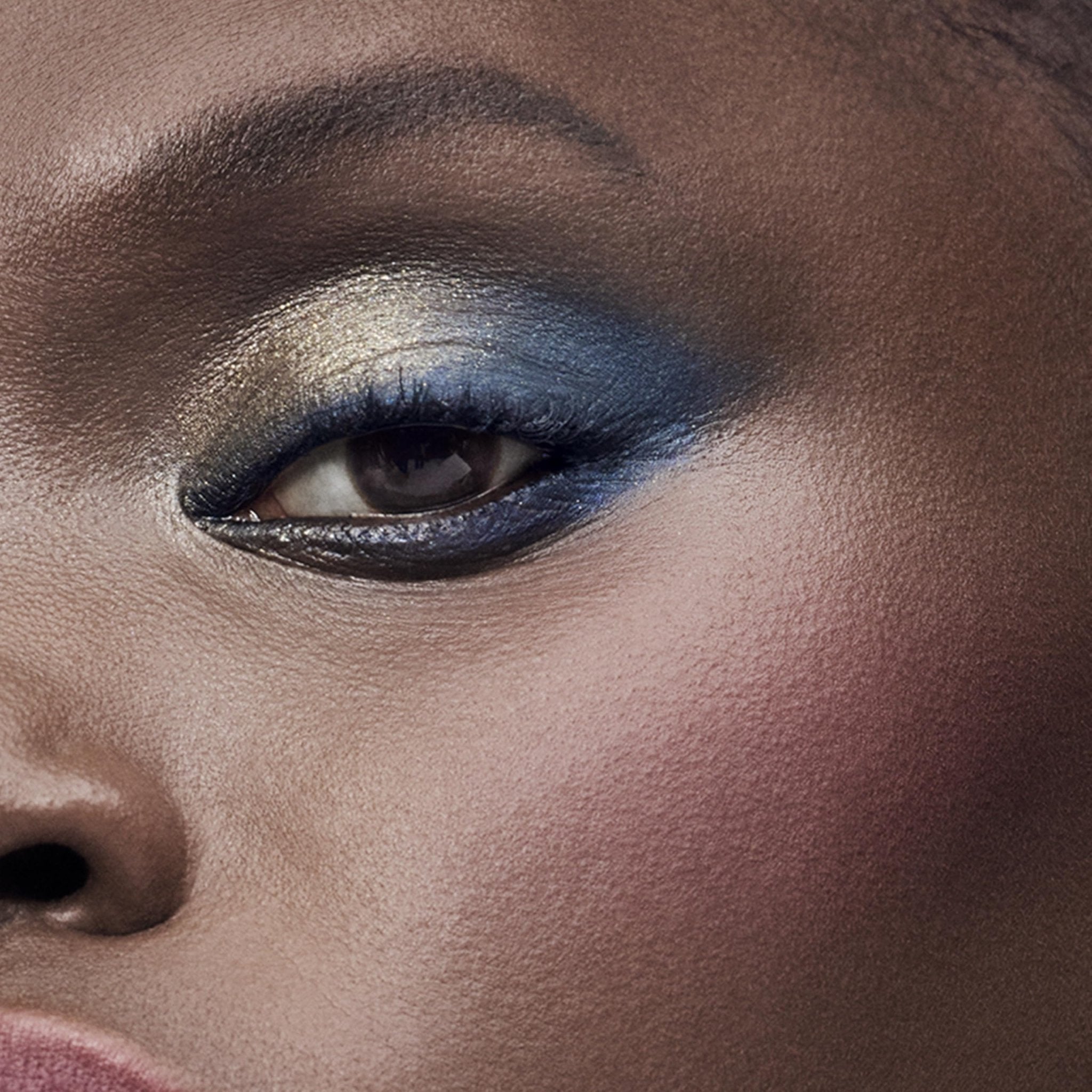 Estée Lauder The Sculpting Powder Blush with Buildable Color | Long Lasting, Contouring & Plumping, 0.25 Ounce