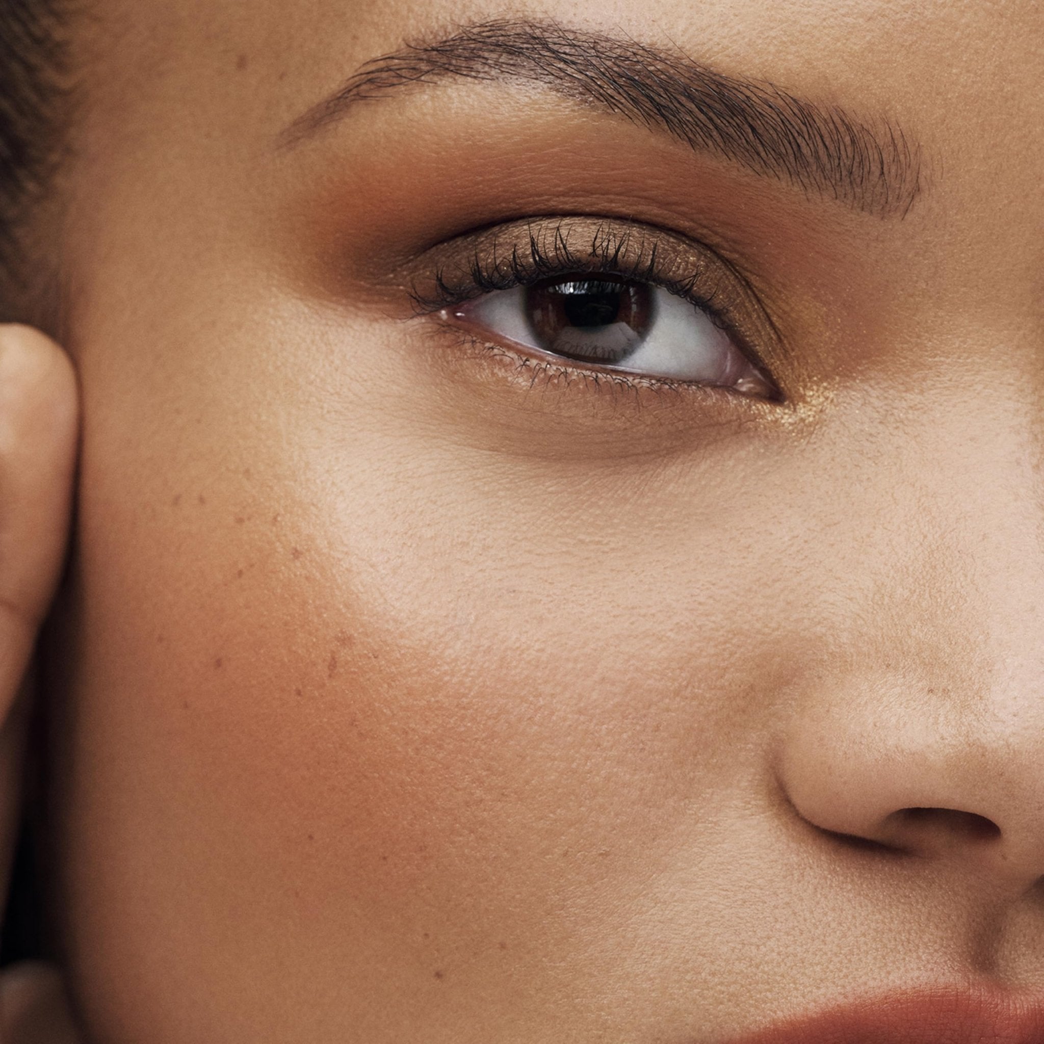 Estée Lauder The Sculpting Powder Blush with Buildable Color | Long Lasting, Contouring & Plumping, 0.25 Ounce