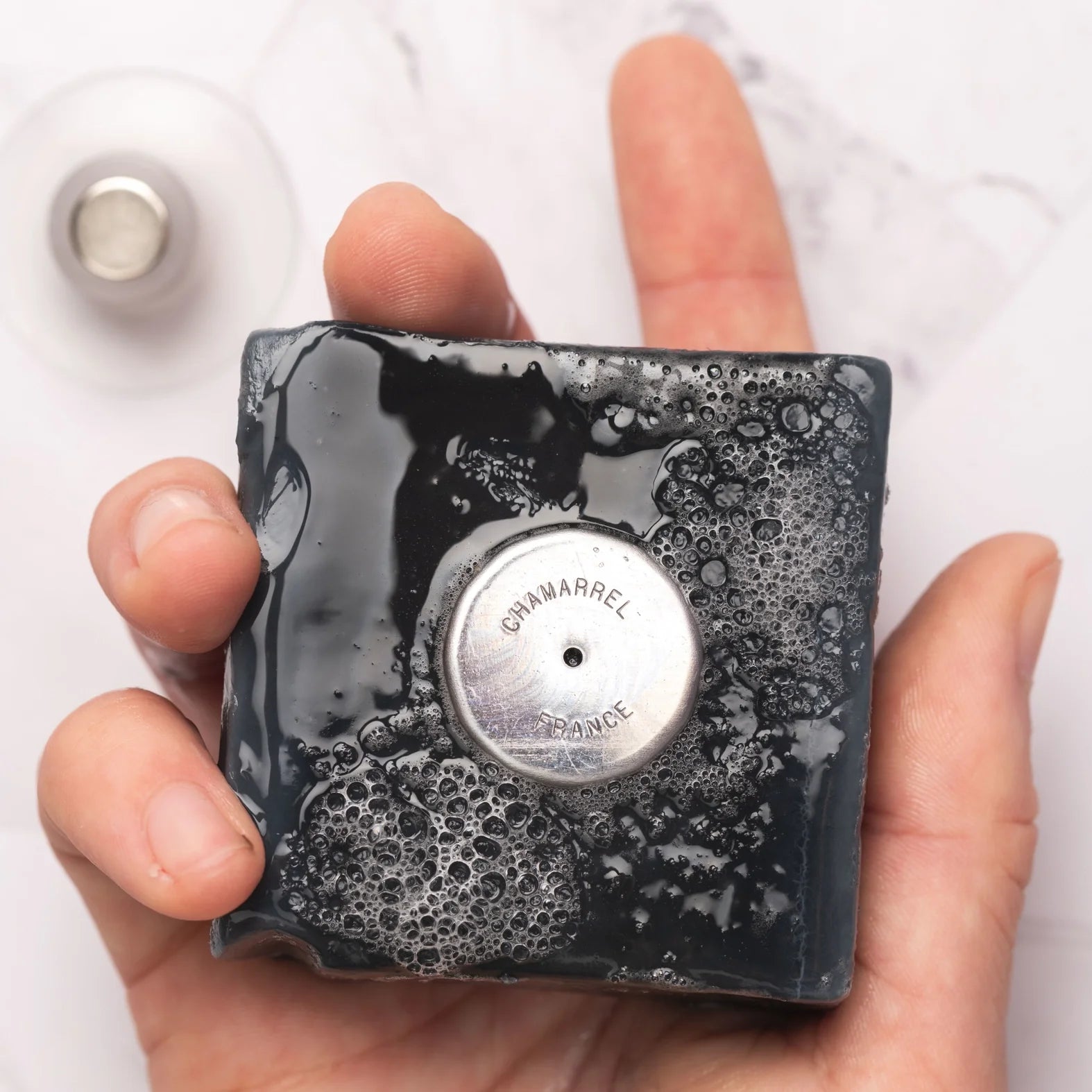 Minimalist Magnetic Suction Cup Soap Bar Holder | Made in France