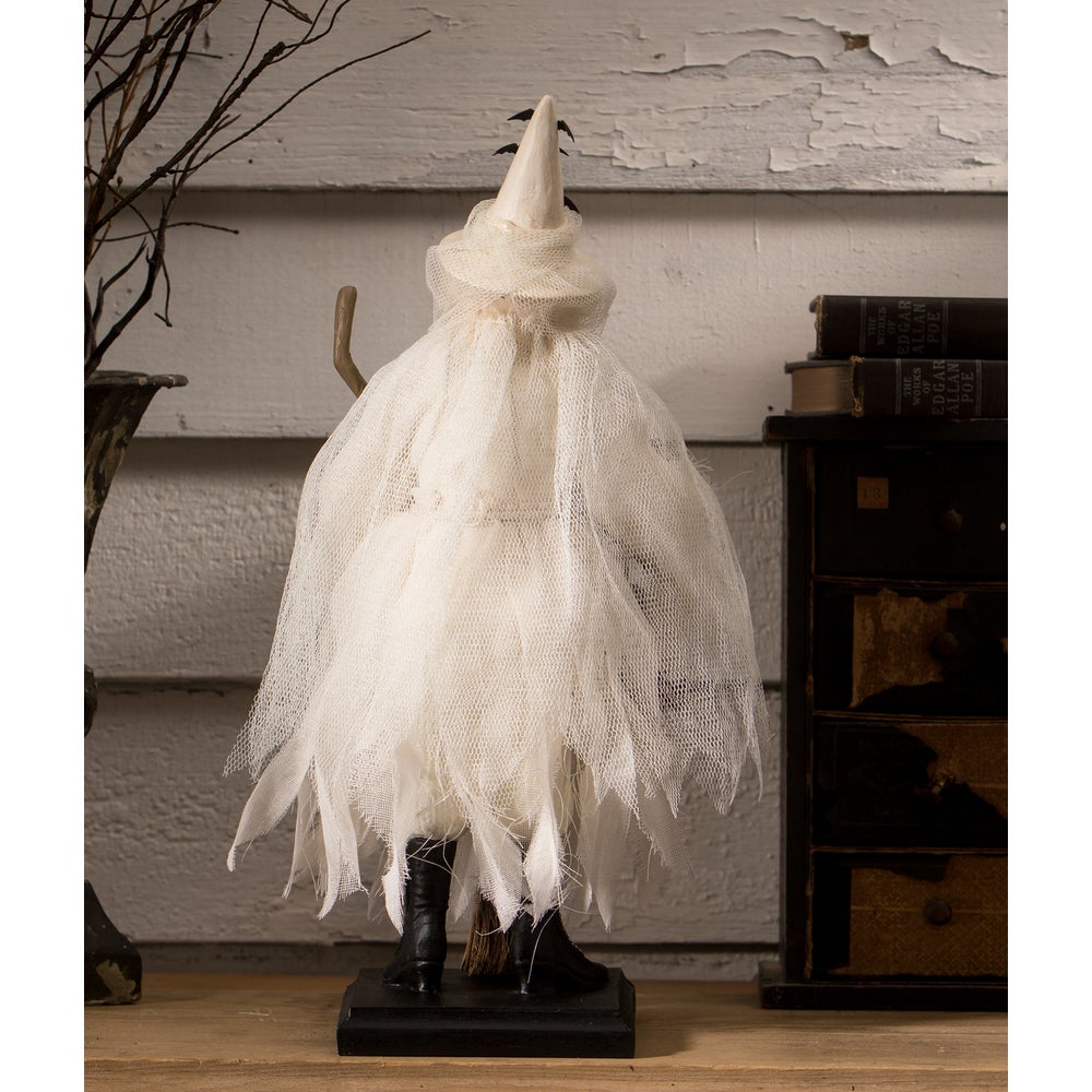 Ghostly Witch by Bethany Lowe Designs