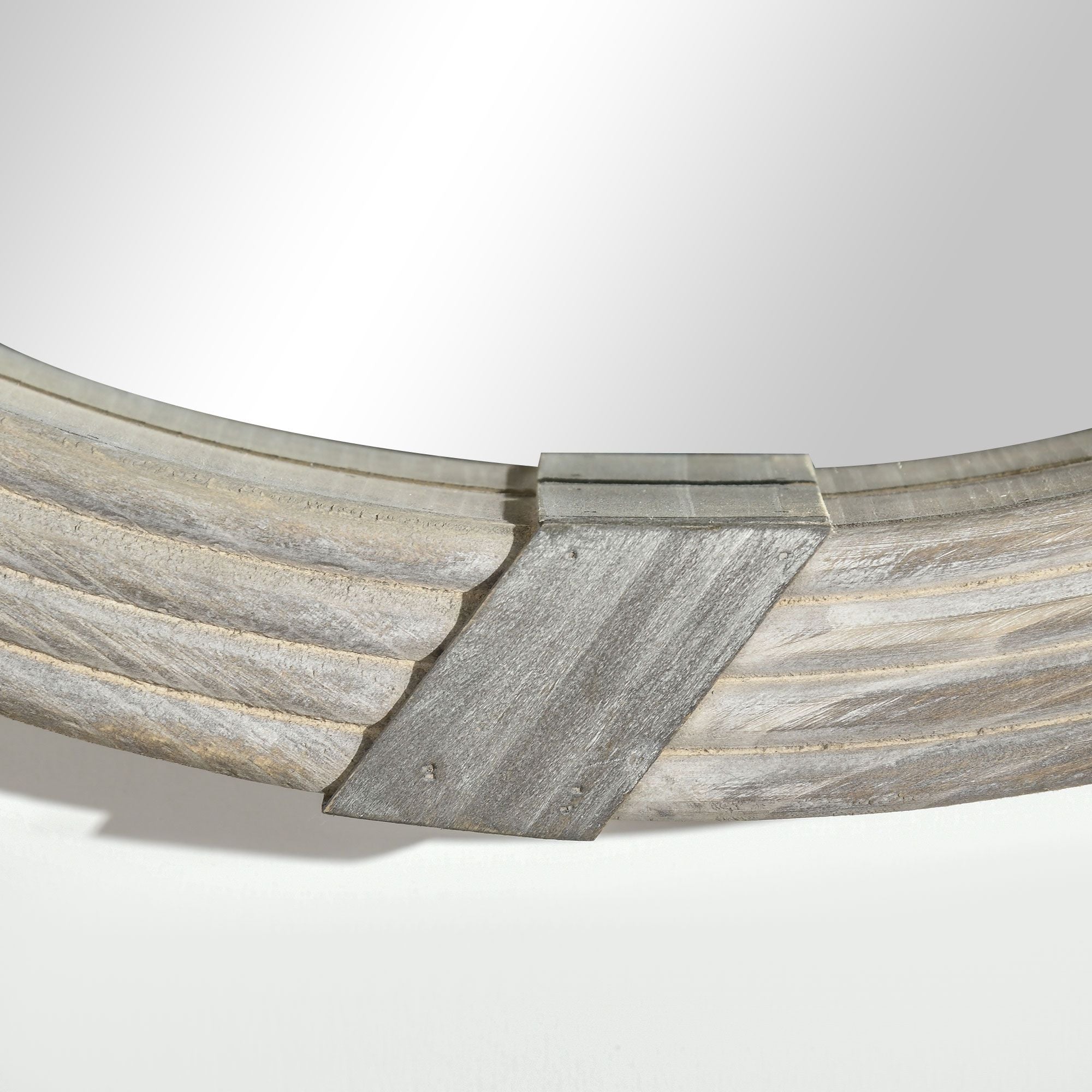 HOMCOM Round Wood Wall Mirror 31 Inch Natural Wood Color for Living Room Bedroom