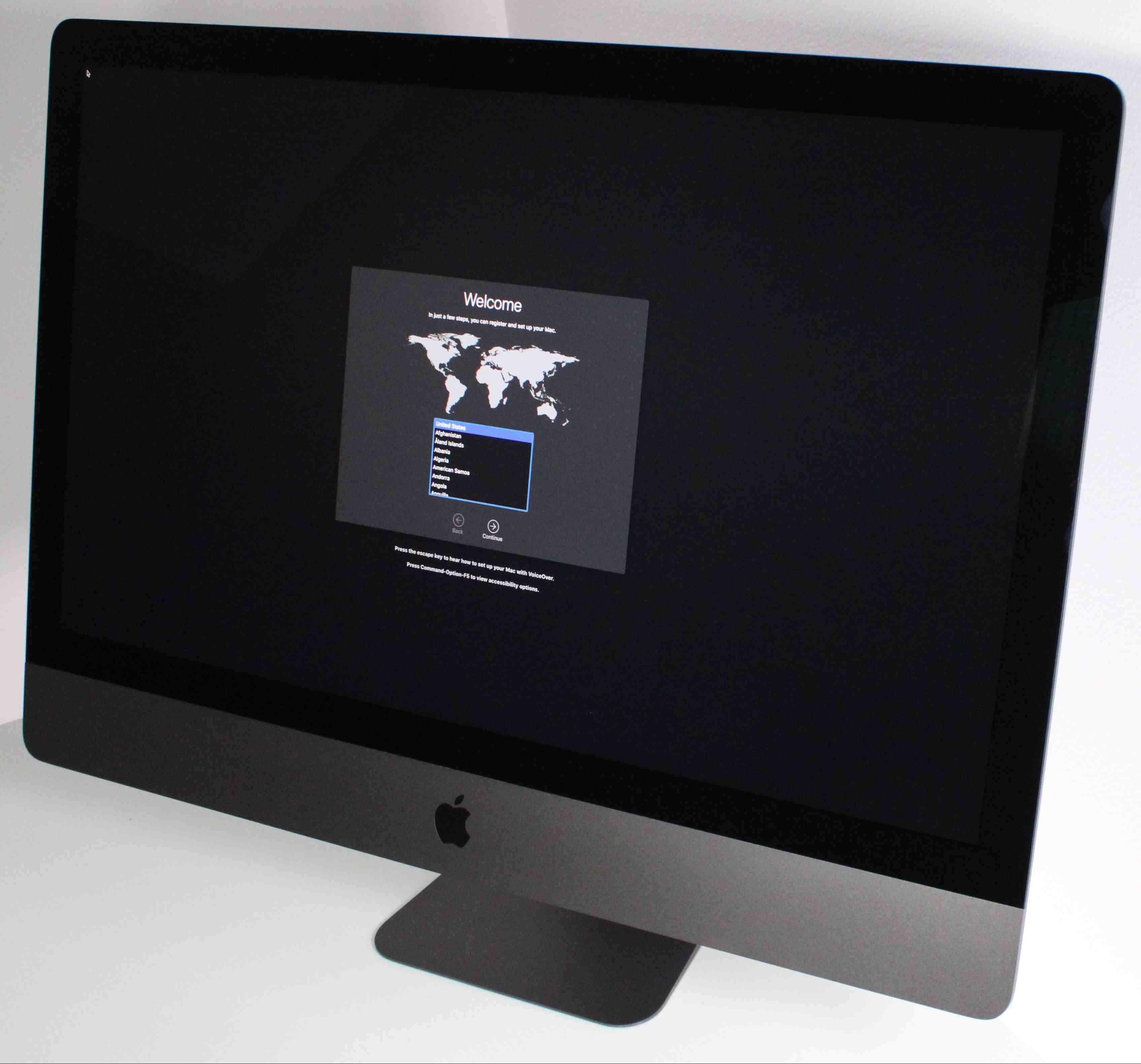 2017 Apple iMac Pro 5K 27-inch 18-Core Xeon W – 128GB RAM 1TB SSD Vega 64 | Excellent