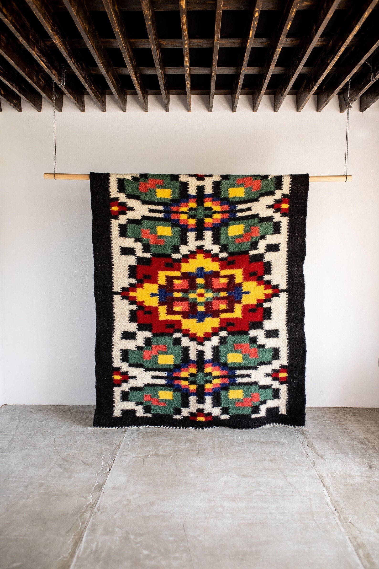 Handwoven Thin Rug with Traditional Carpathian Pattern 2