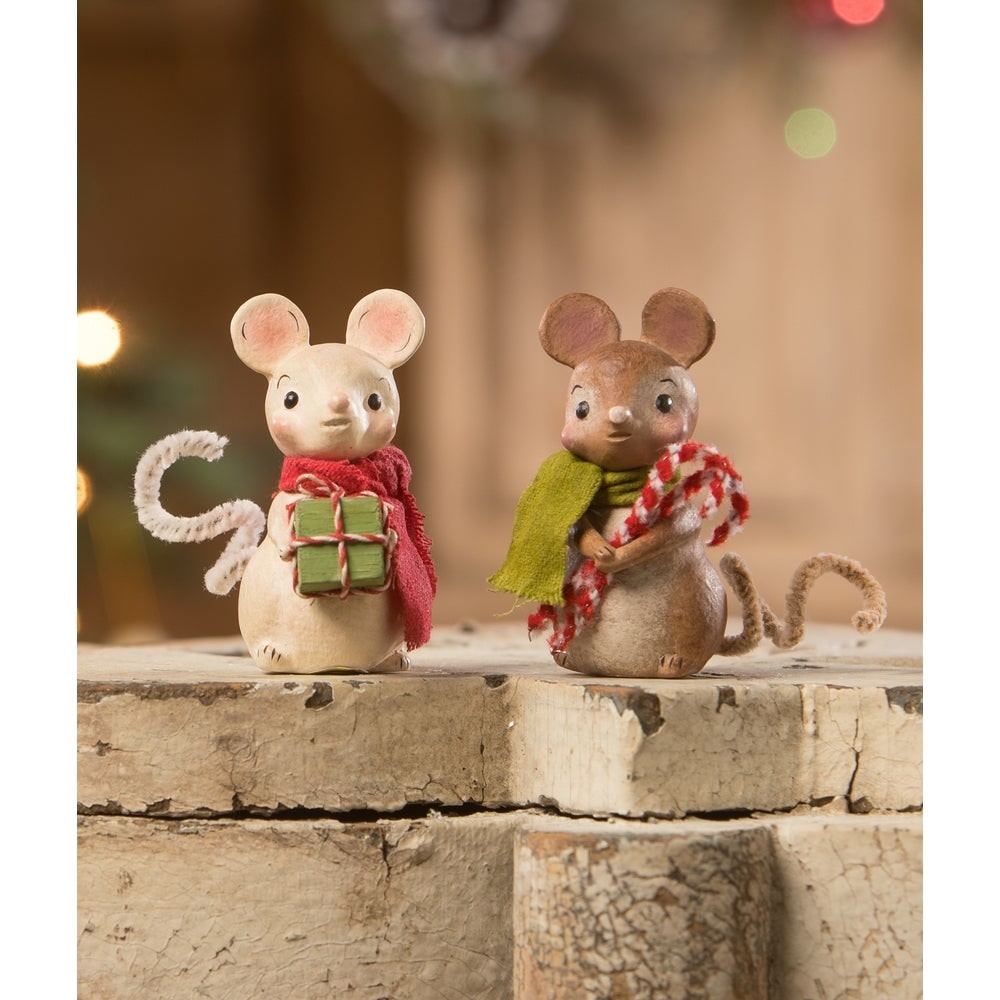 Little Mouse with Candy Canes by Bethany Lowe Designs