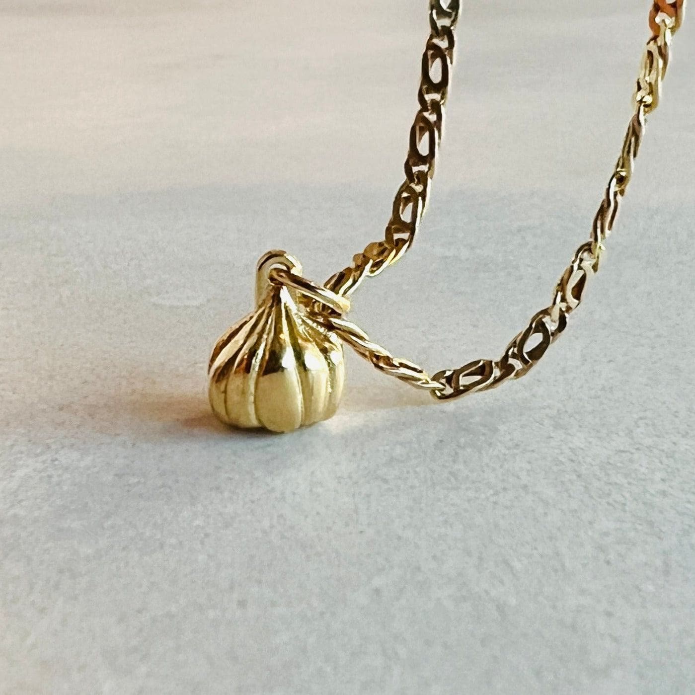 Down To Earth //  Garlic