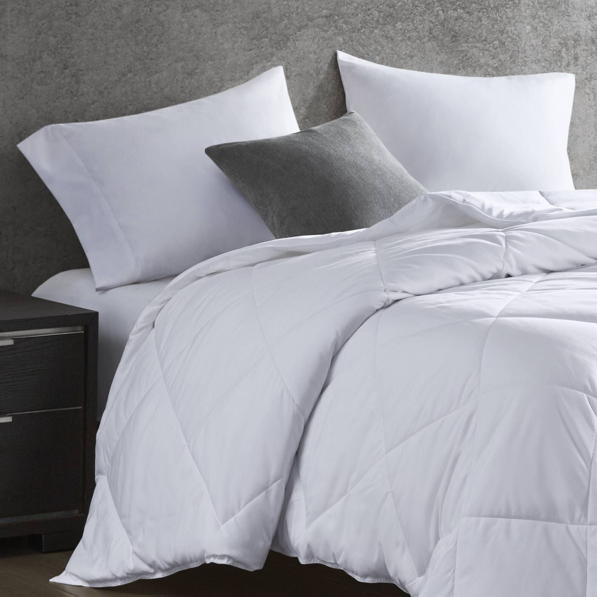 Oversized Down Alternative Comforter White Twin/Twin XL