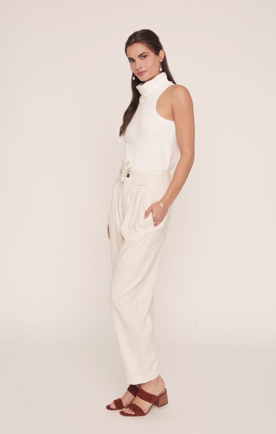 Parker Turtleneck | White