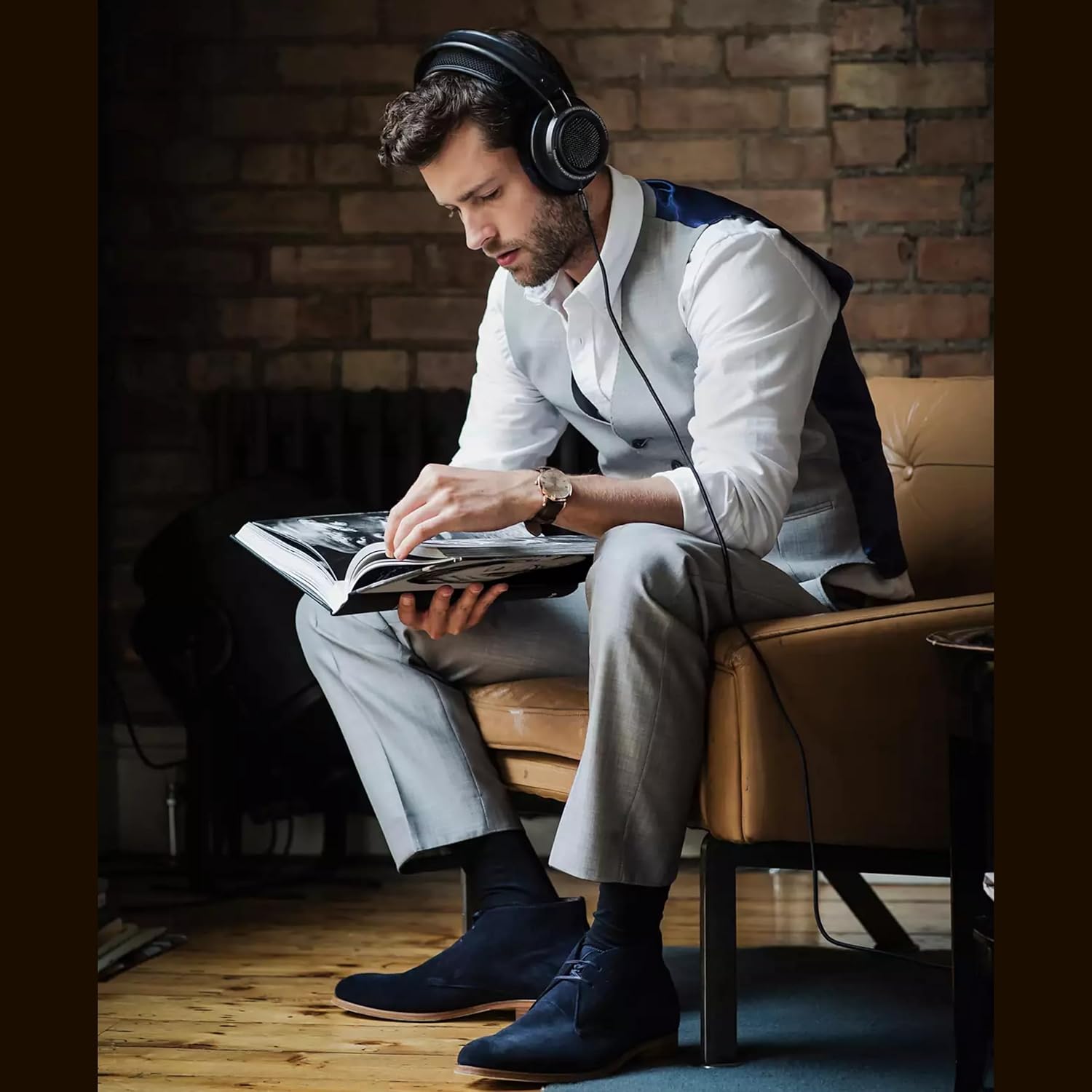 PHILIPS Fidelio X2HR Over The Ear Open Back Wired Headphone 50mm Drivers- Black Professional Studio Monitor Headphones with Detachable Cable