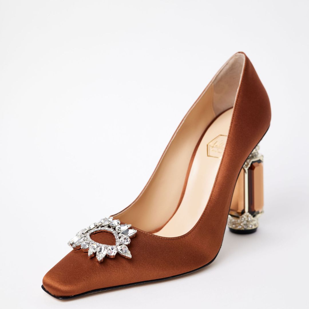 Brown Pumps 100