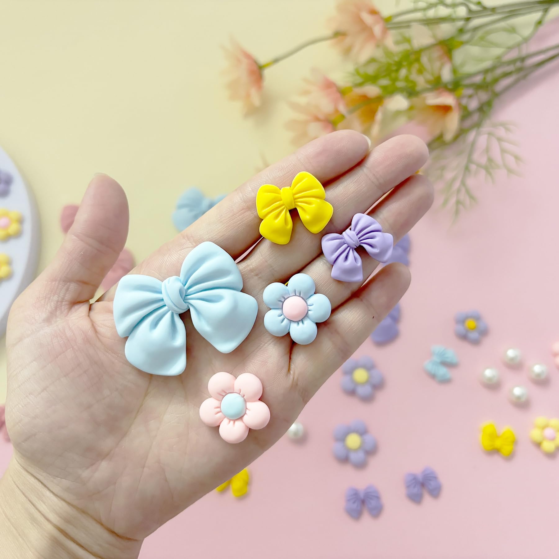 Resin Pink Bow Shoe Charms for Girls, 24Pcs Cute Flower Accessories for Clog Sandals, Pearl Decoration for Women, DIY Party Favor