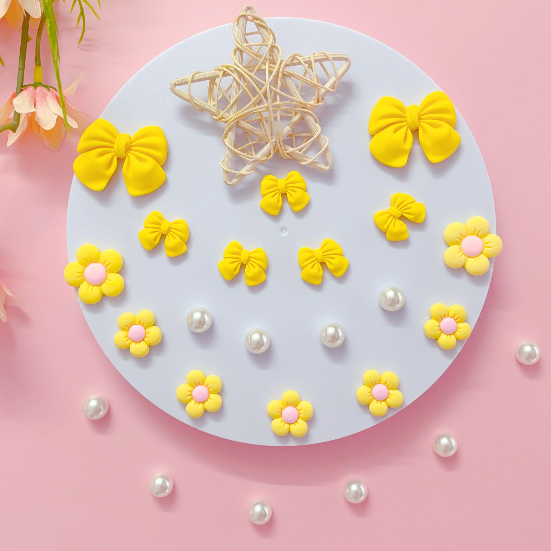 Resin Pink Bow Shoe Charms for Girls, 24Pcs Cute Flower Accessories for Clog Sandals, Pearl Decoration for Women, DIY Party Favor