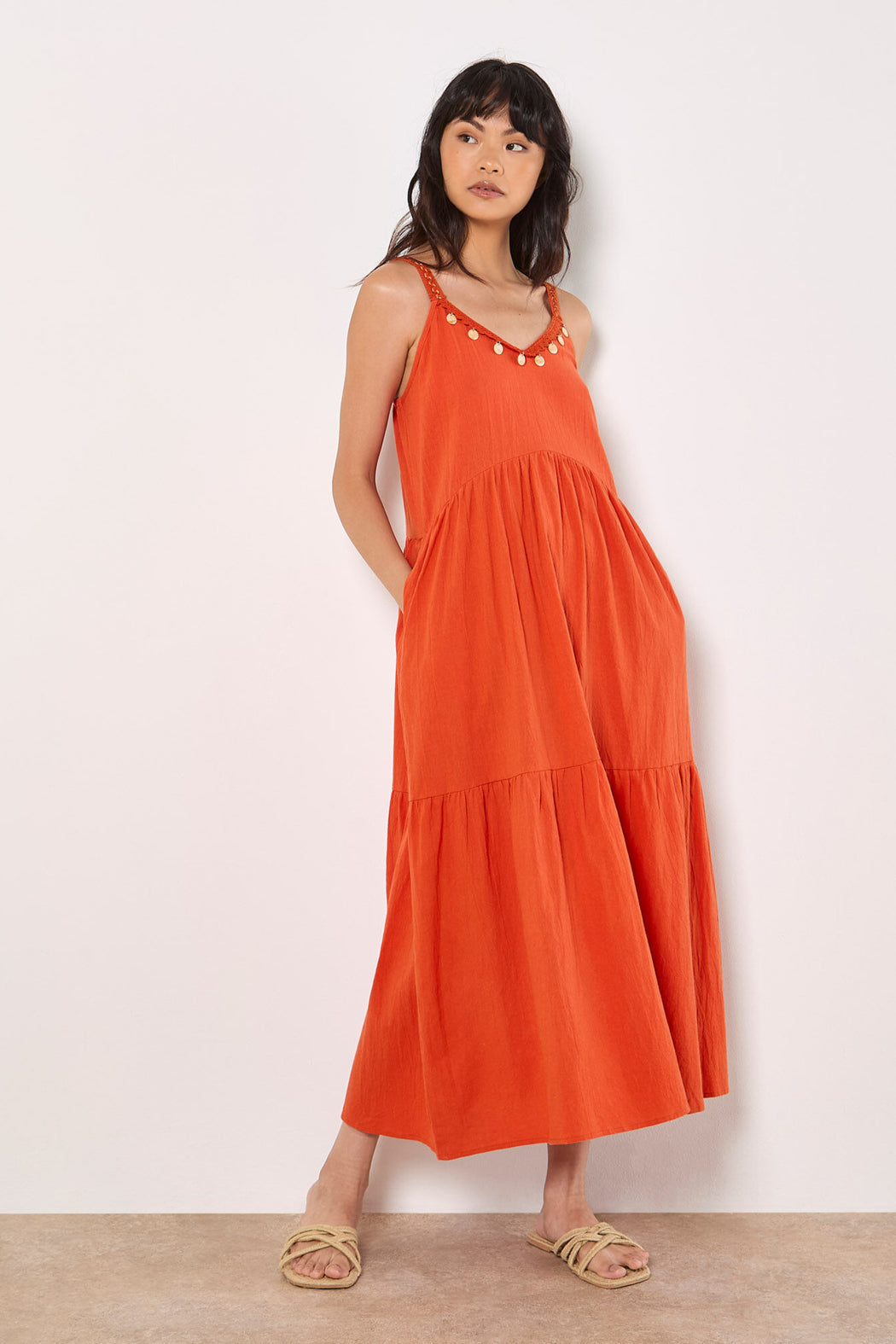 Shell Detail Tiered Midi Dress