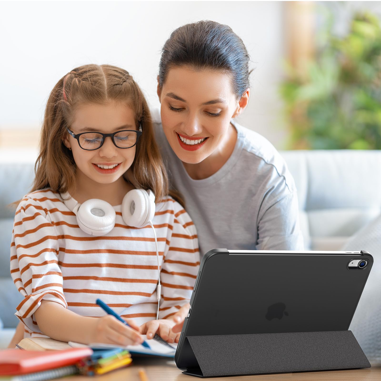 SUPFINE for iPad (A16) 11th Generation Case 11 inch 2025 & iPad 10th Generation Case 10.9 inch 2022, Slim Stand Hard PC Translucent Back Shell Cover (Support Touch ID, Auto Wake/Sleep), Black