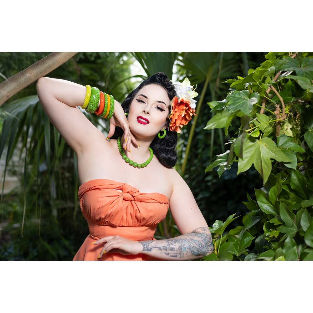 Wide Palm Heavy Carve Medium Bangle by Splendette