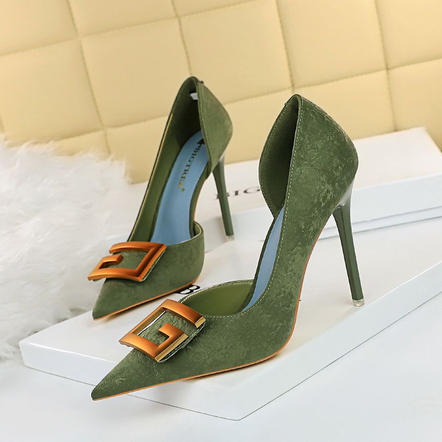 Women's Pumps; Sexy high heels; stiletto pointed hollow square metal buckle high heels; Fashional shoes
