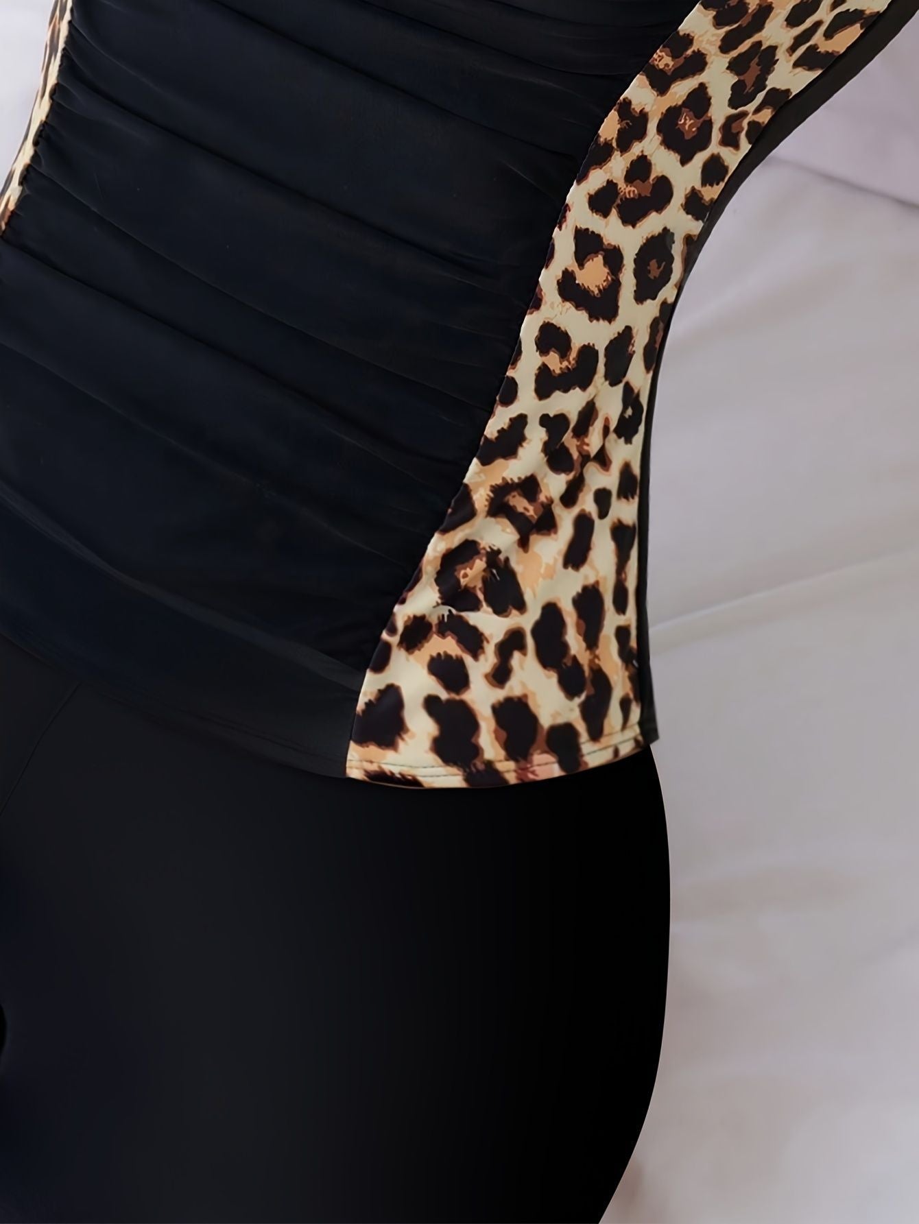 Women's two-piece leopard print side quick drying camisole swimsuit