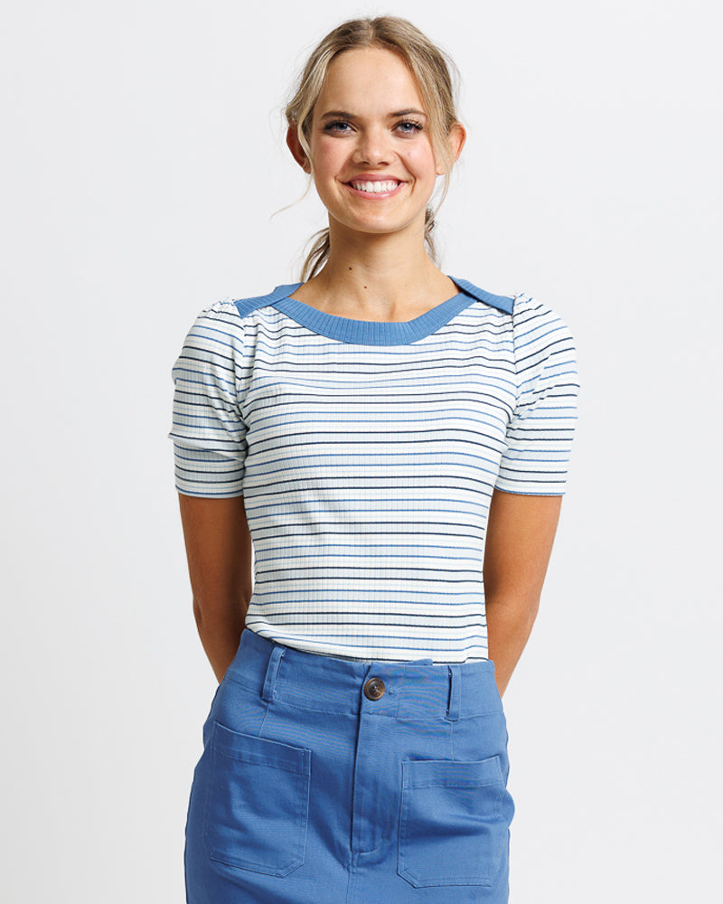 Yacht Club Top
