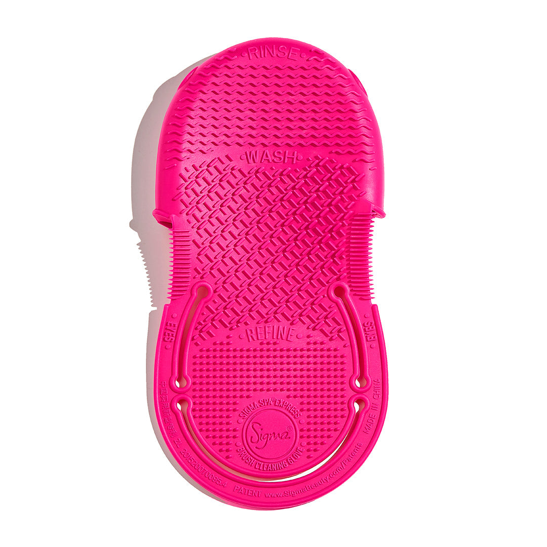 Sigma Spa® Express Brush Cleaning Glove