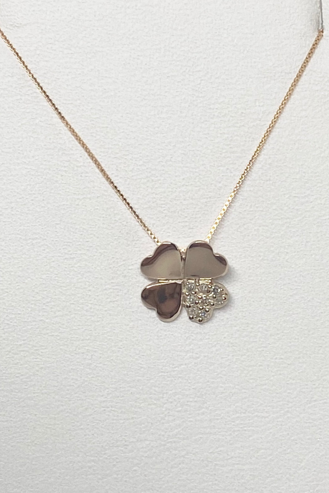 10kt Rose Gold Diamond Necklace