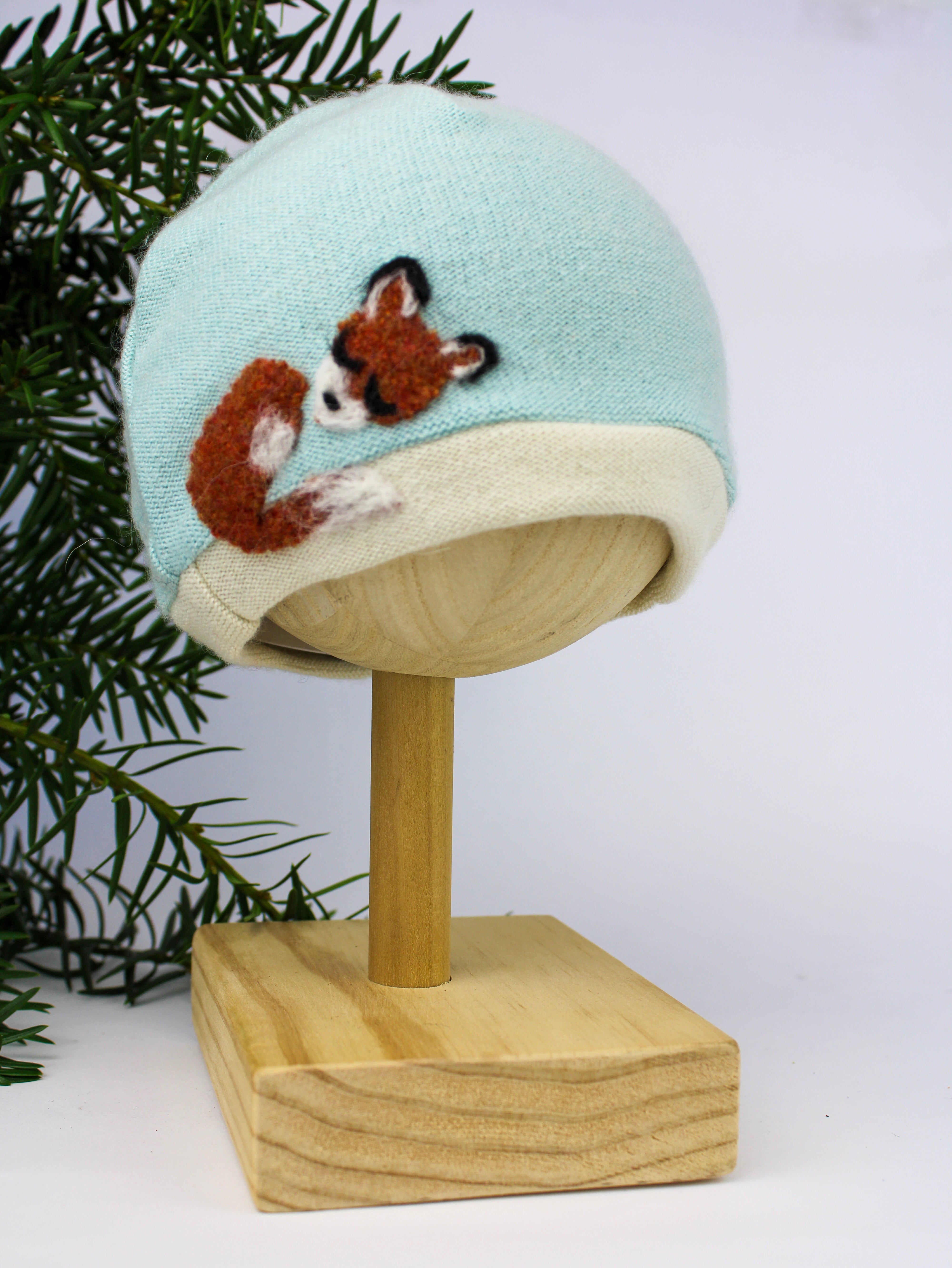 Sleeping Fox Cashmere Hat - Newborn