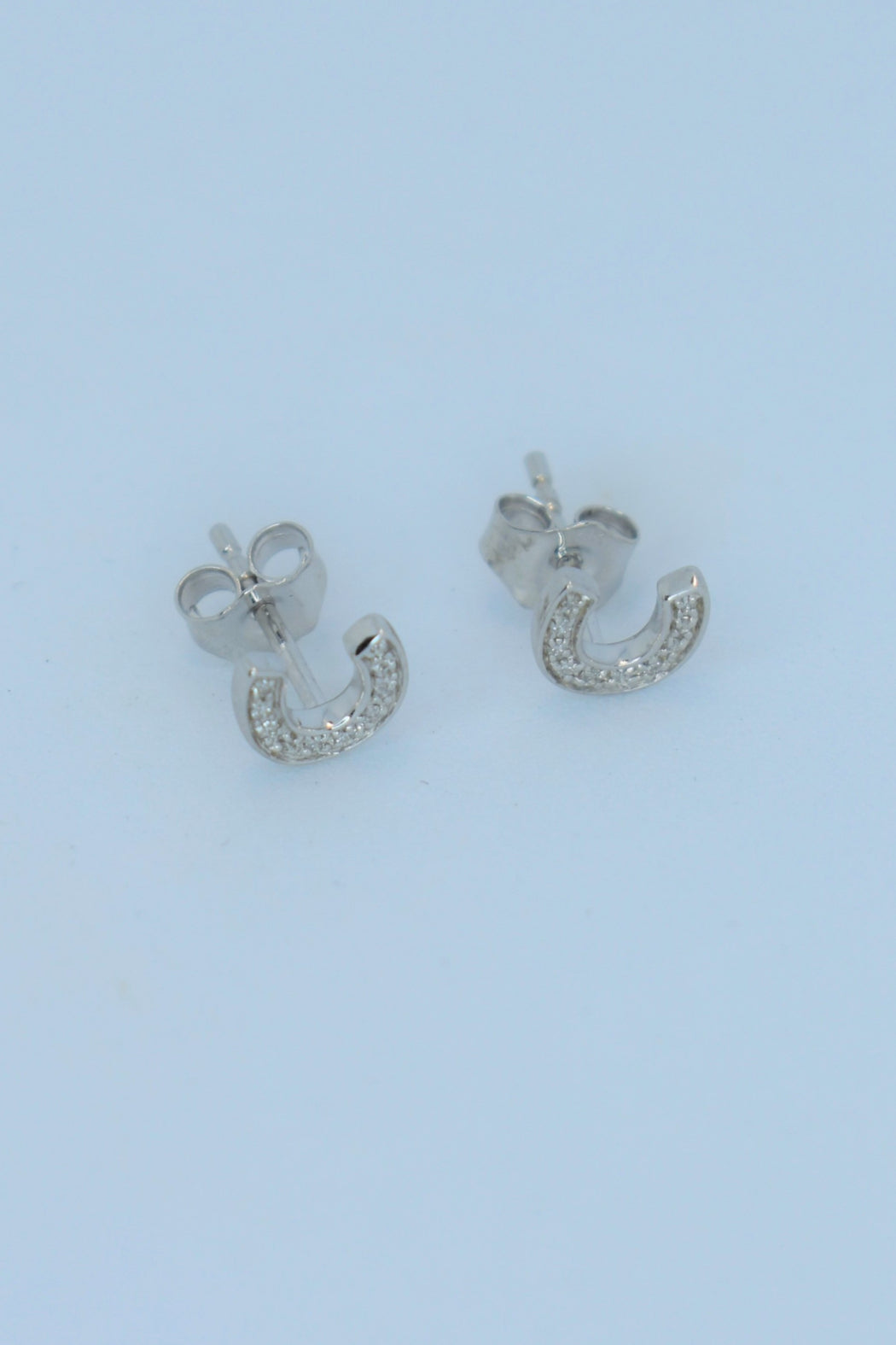 14kt White Gold Diamond Horseshoe Earrings