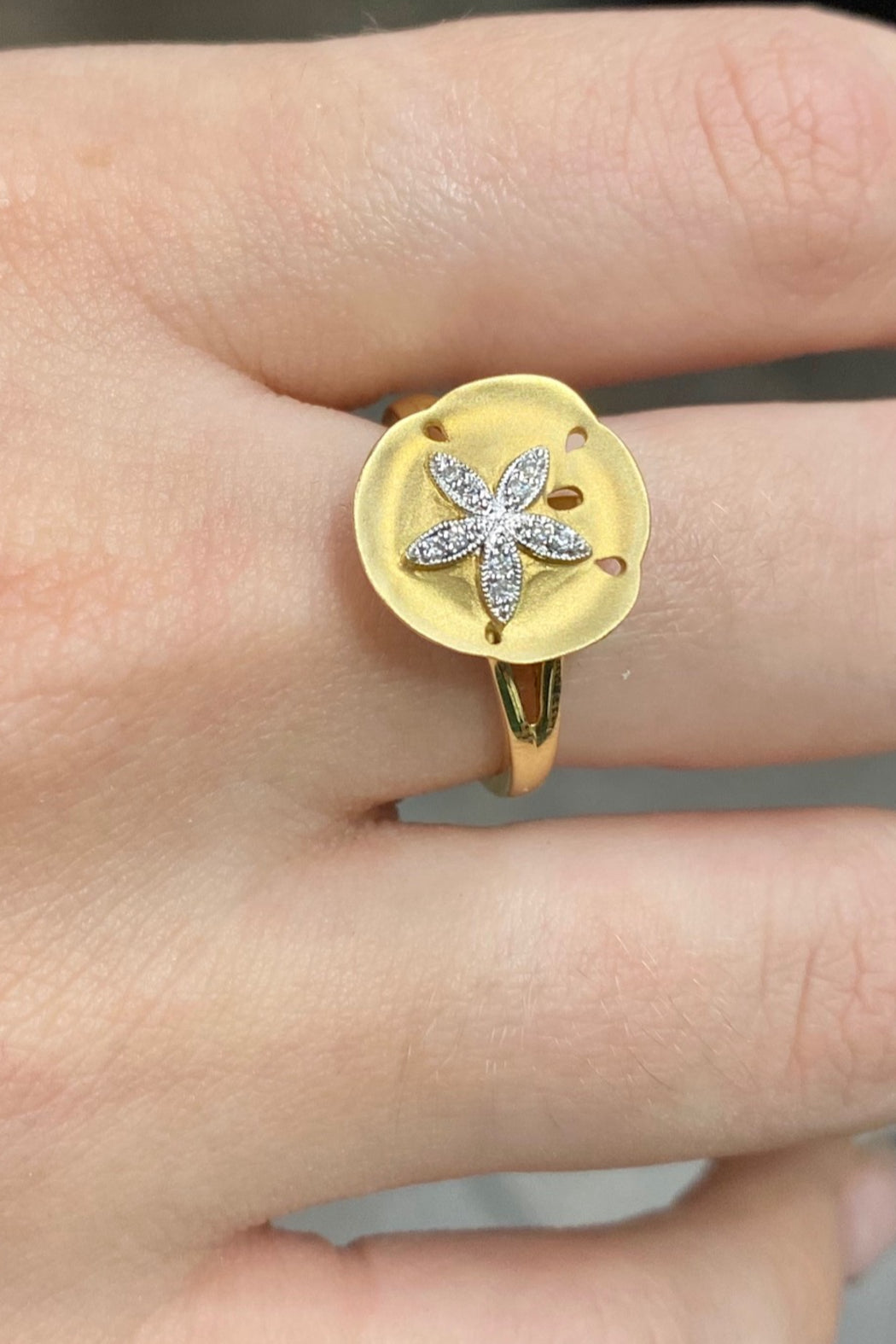 14kt Yellow Gold Diamond Ring