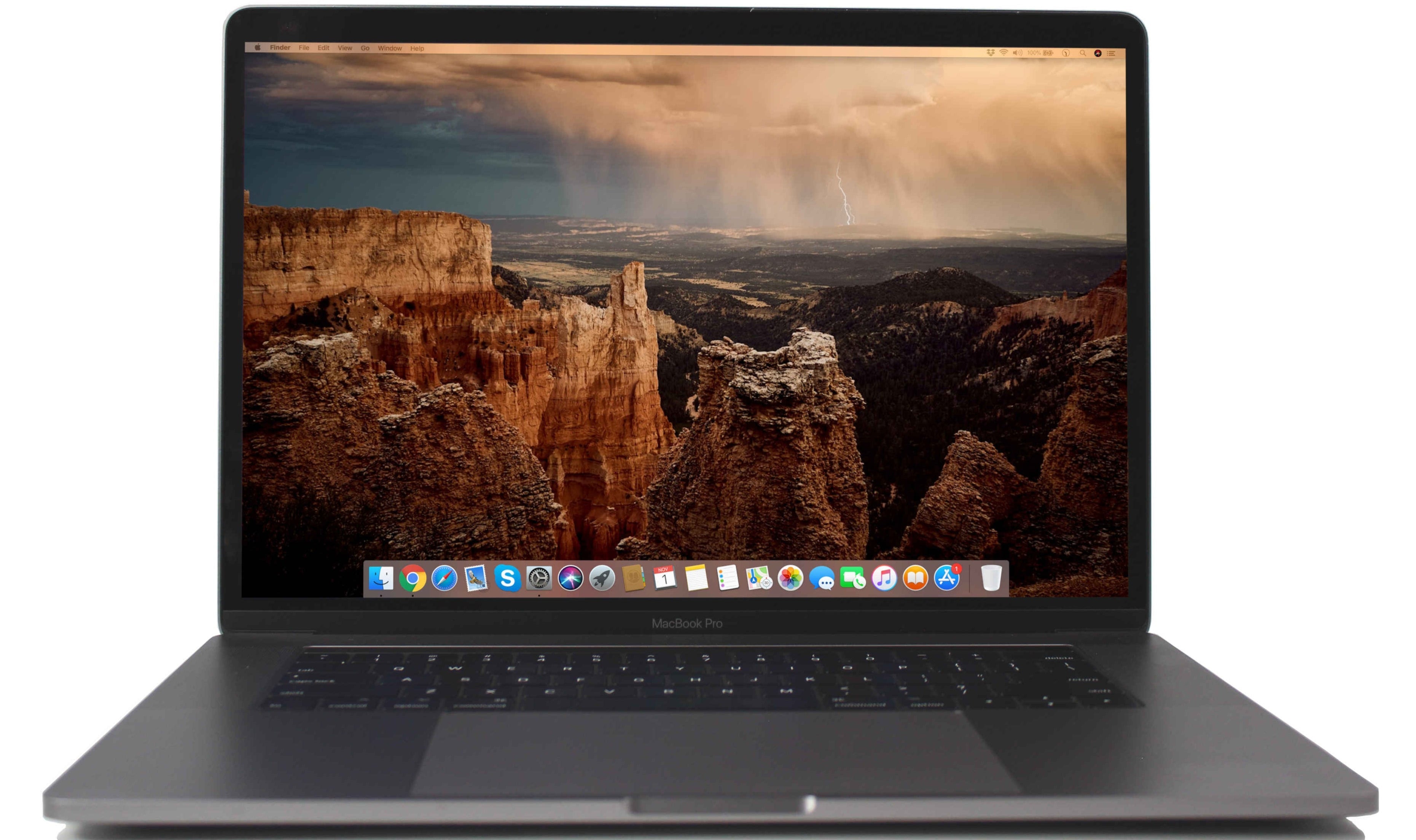 MacBook Pro (2017) 15-inch – Intel Core i7 3.1GHz – 16GB RAM 512GB SSD – Radeon Pro 560