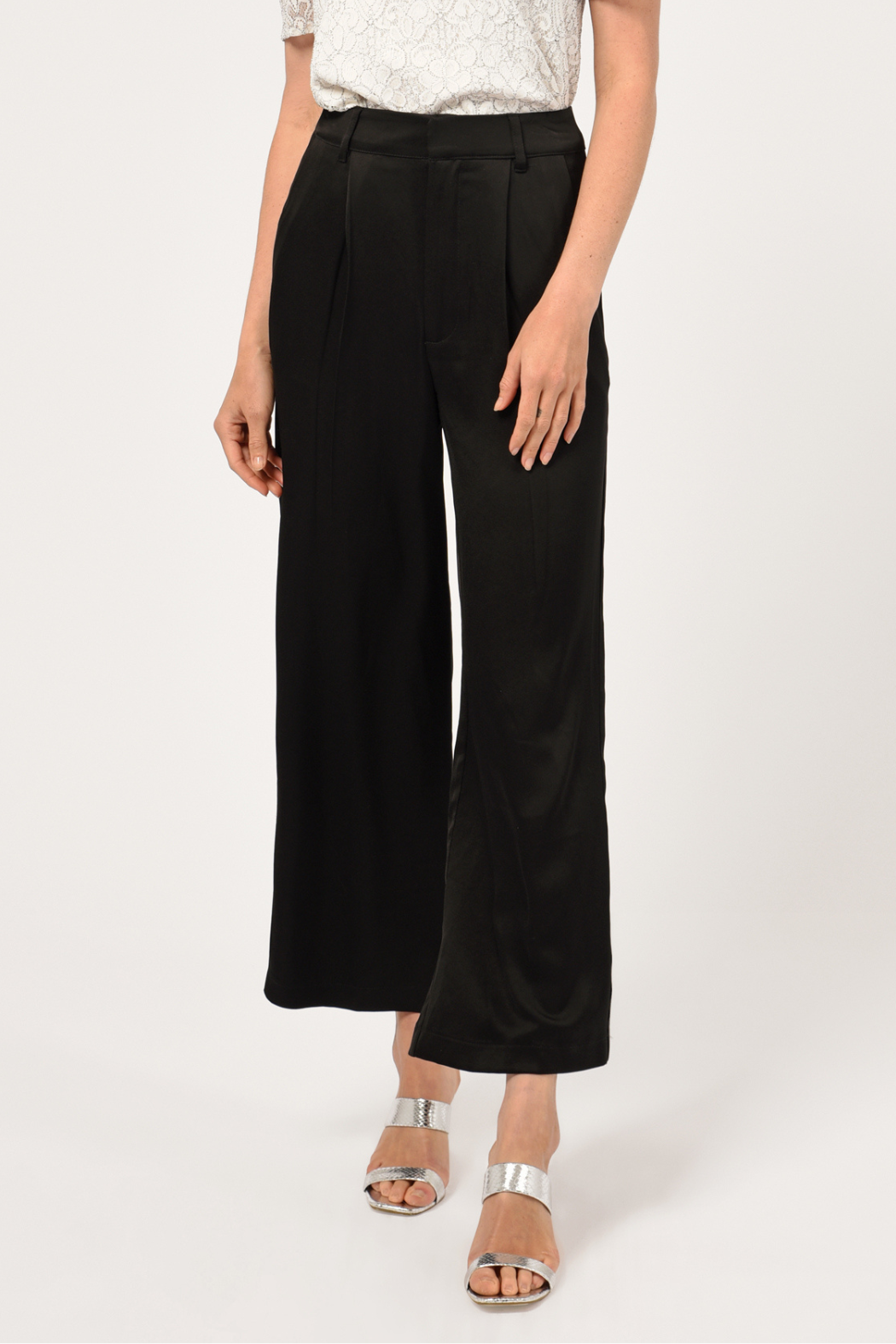 "Lucia" Wide Leg Trouser