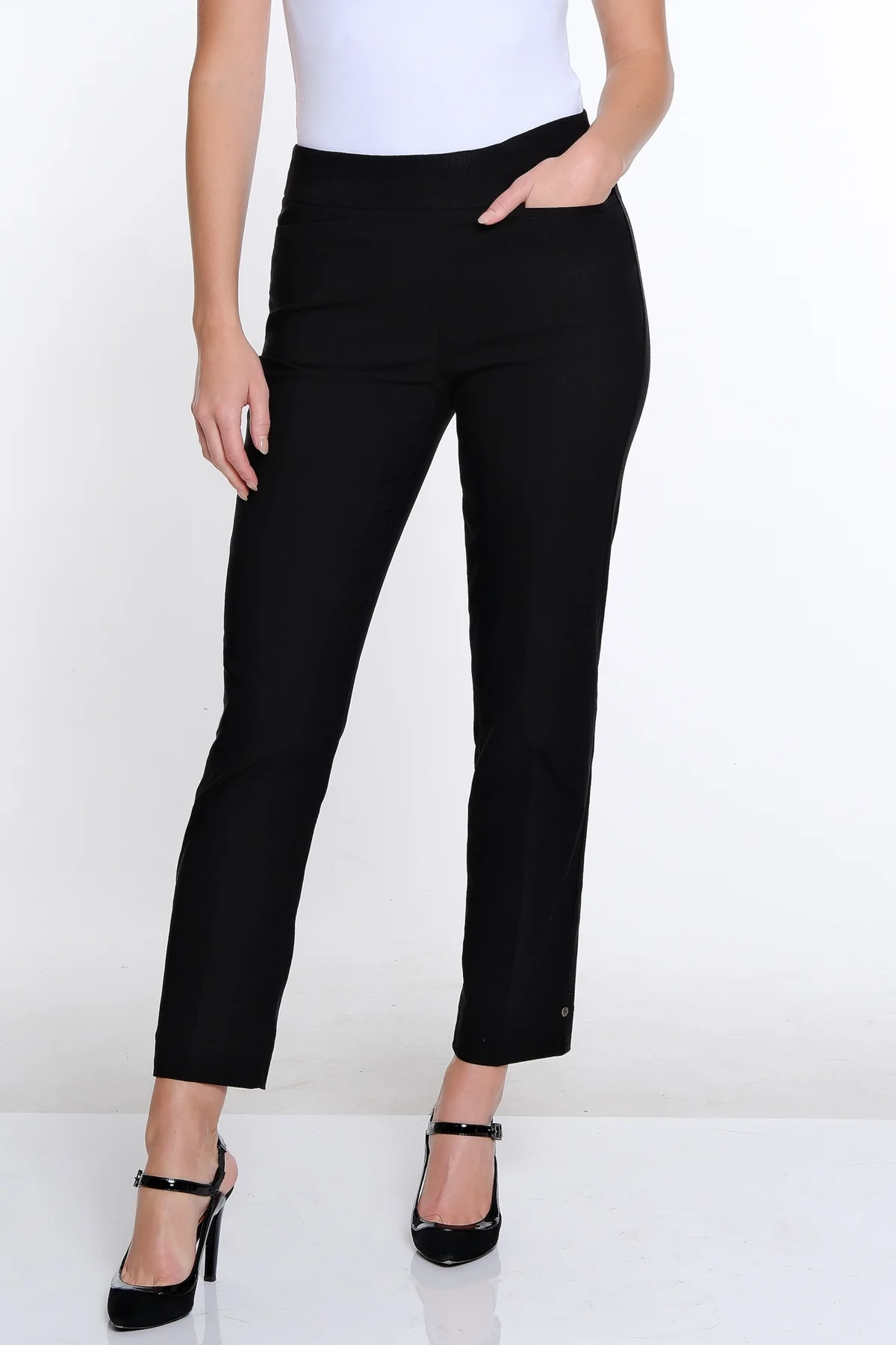 ***Petite***  pull on ankle pant w/real front & back pockets