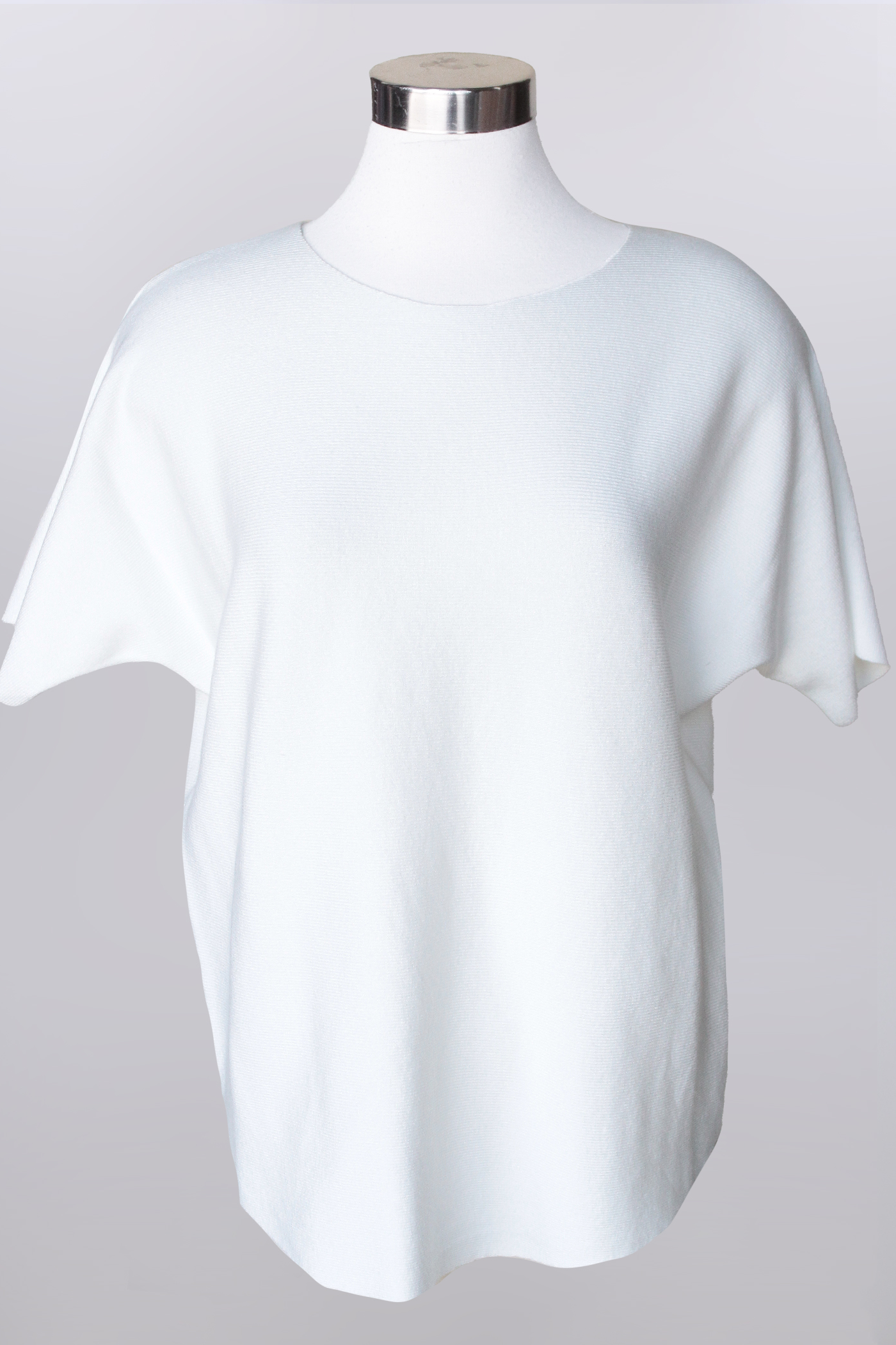 Short Sleeve Crew Neck Sweater with back buttoon detail