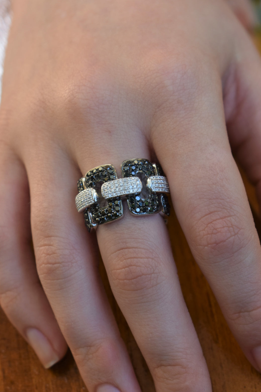 18kt White Gold Black & White Diamond Ring